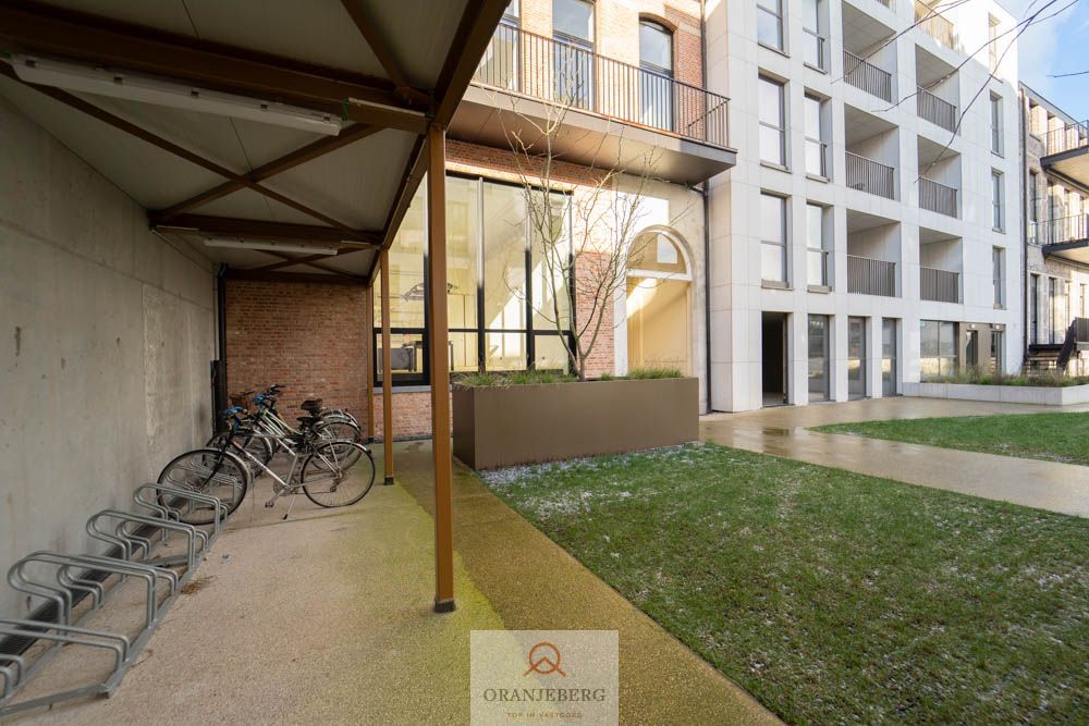 160 m² netto casco handelsruimte of kantoren te huur aan de Kiosk op de KOUTER foto 11