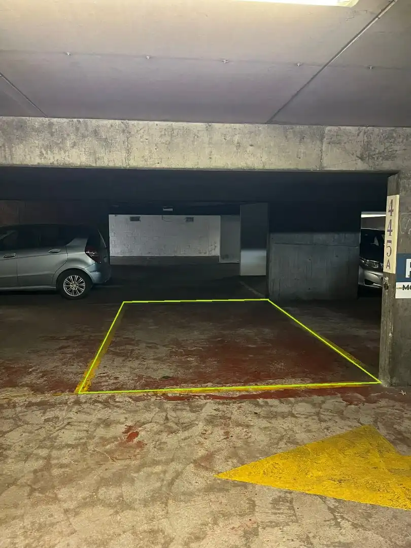 Overdekte parkeerplaats(en) in Leuven centrum! foto 2