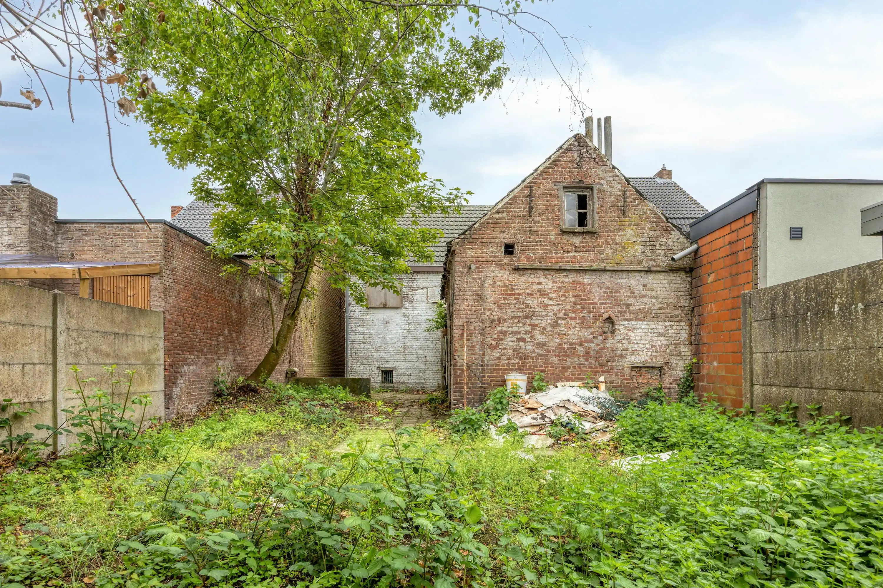 Volledig te renoveren woning te koop in Essen-centrum! foto 20