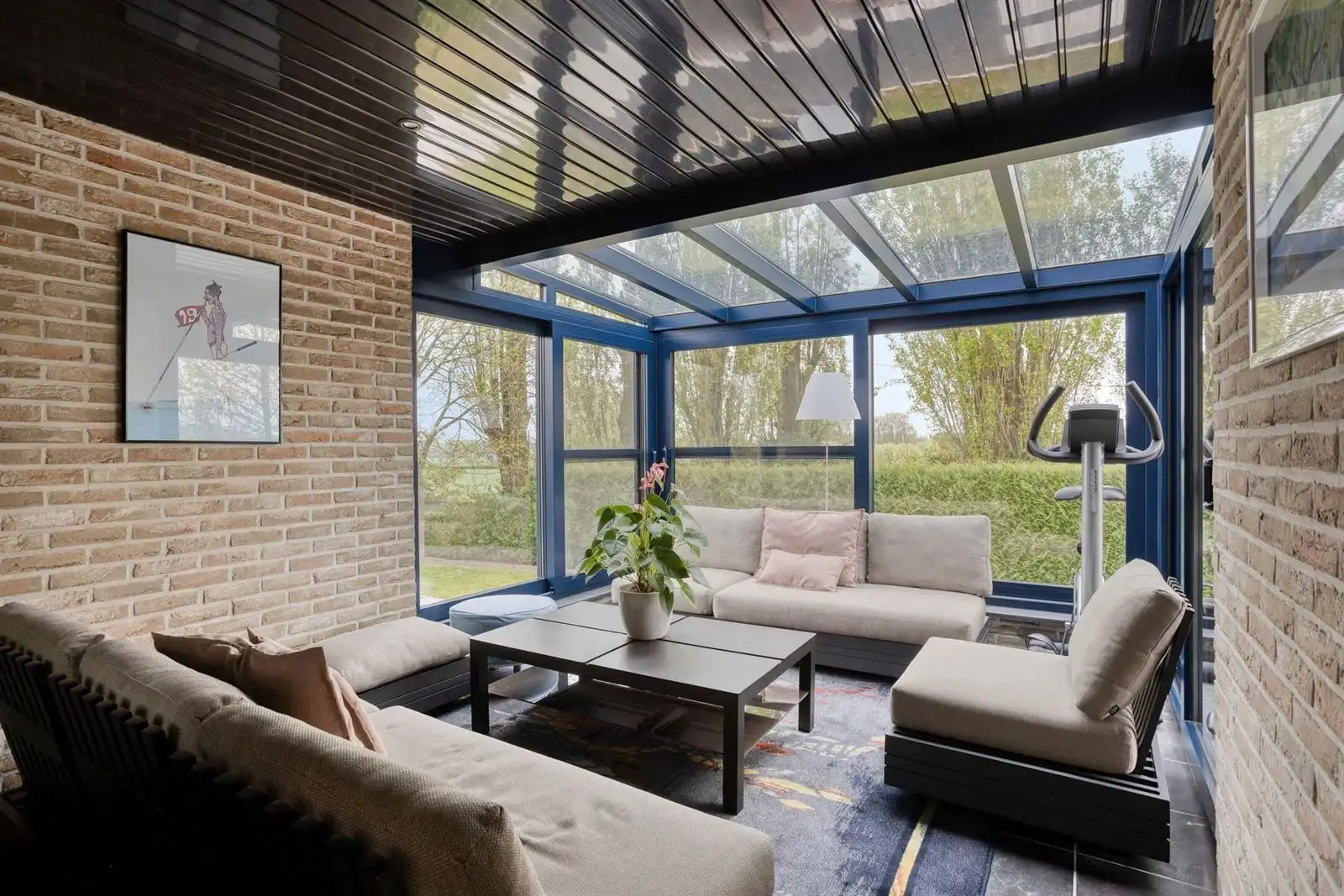 Alleenstaande villa  met 4 slaapkamers en tuin  foto 6