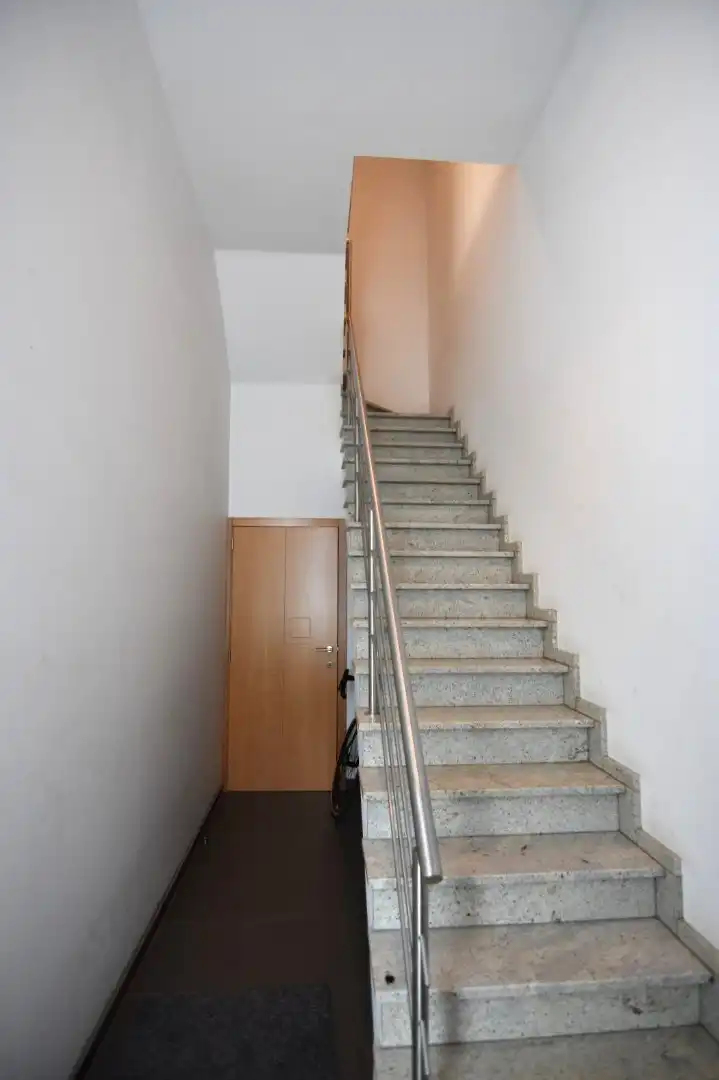 Ruim duplex appartement in hartje Rumbeke foto 3