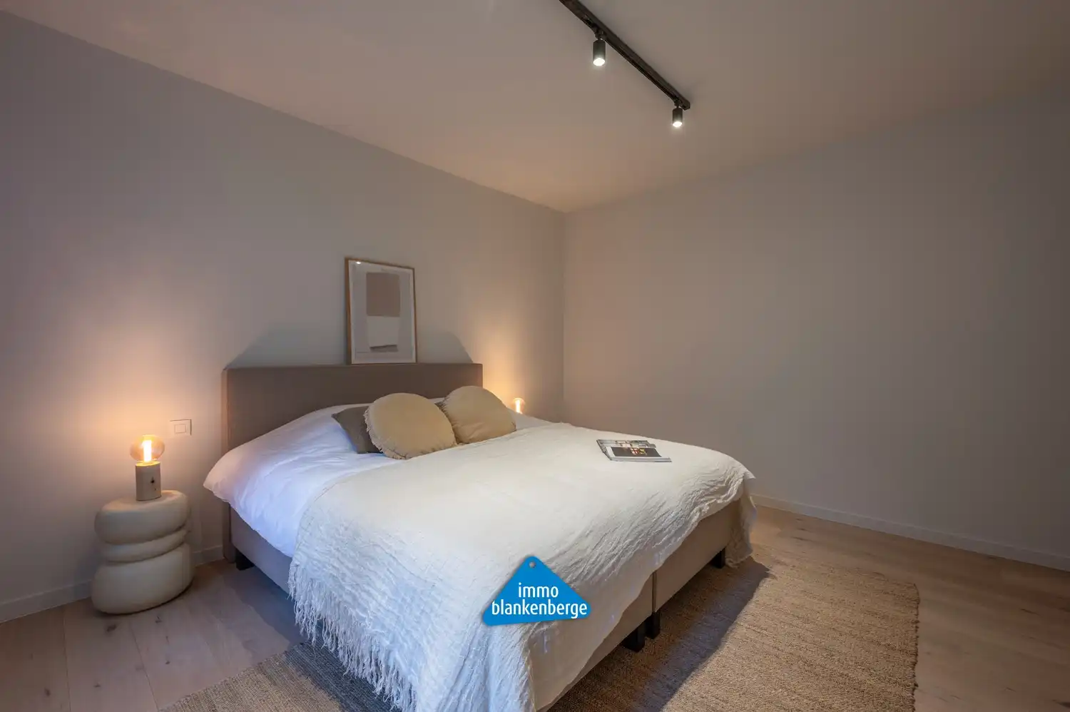 Luxueus appartement met 3 slaapkamers op de Zeedijk in Blankenberge met adembenemend zeezicht foto 15