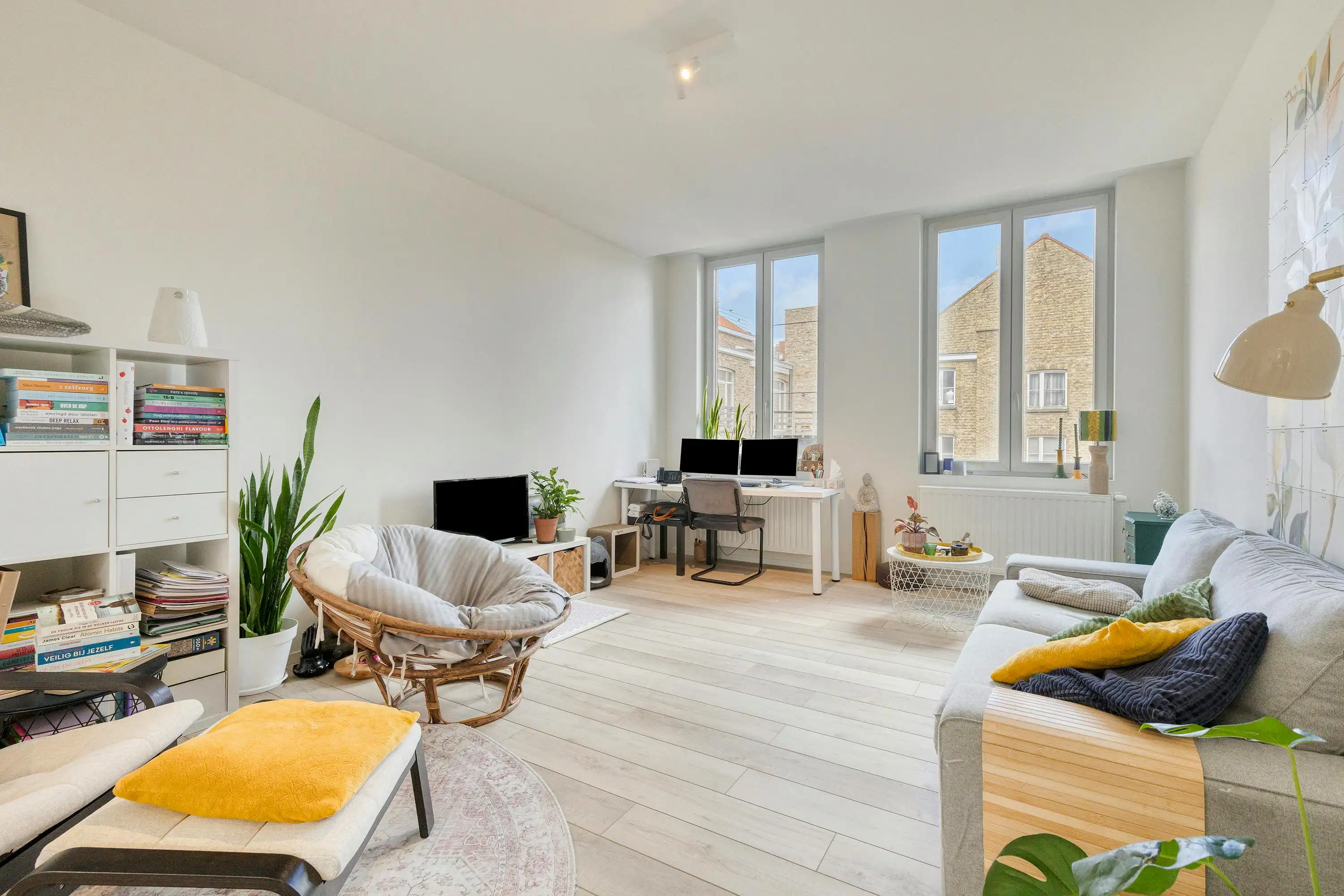 Ruim appartement (142m²) met 3 slaapkamers en terras in Ieper centrum  foto 5