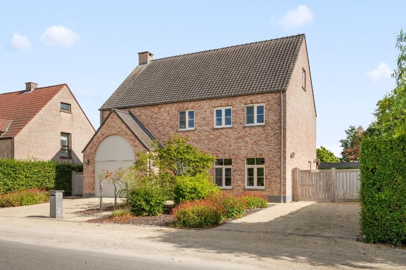Villa van 319m² in pastorale stijl op 10a16ca foto 36