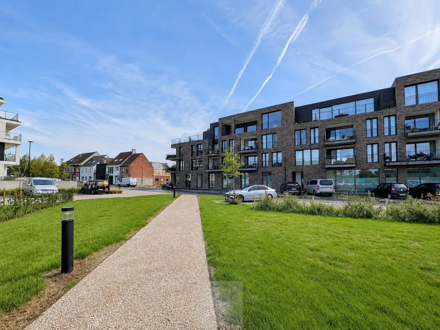 Recent gelijkvloers 2-slaapkamerappartement met tuin aan de Leieboorden foto 16