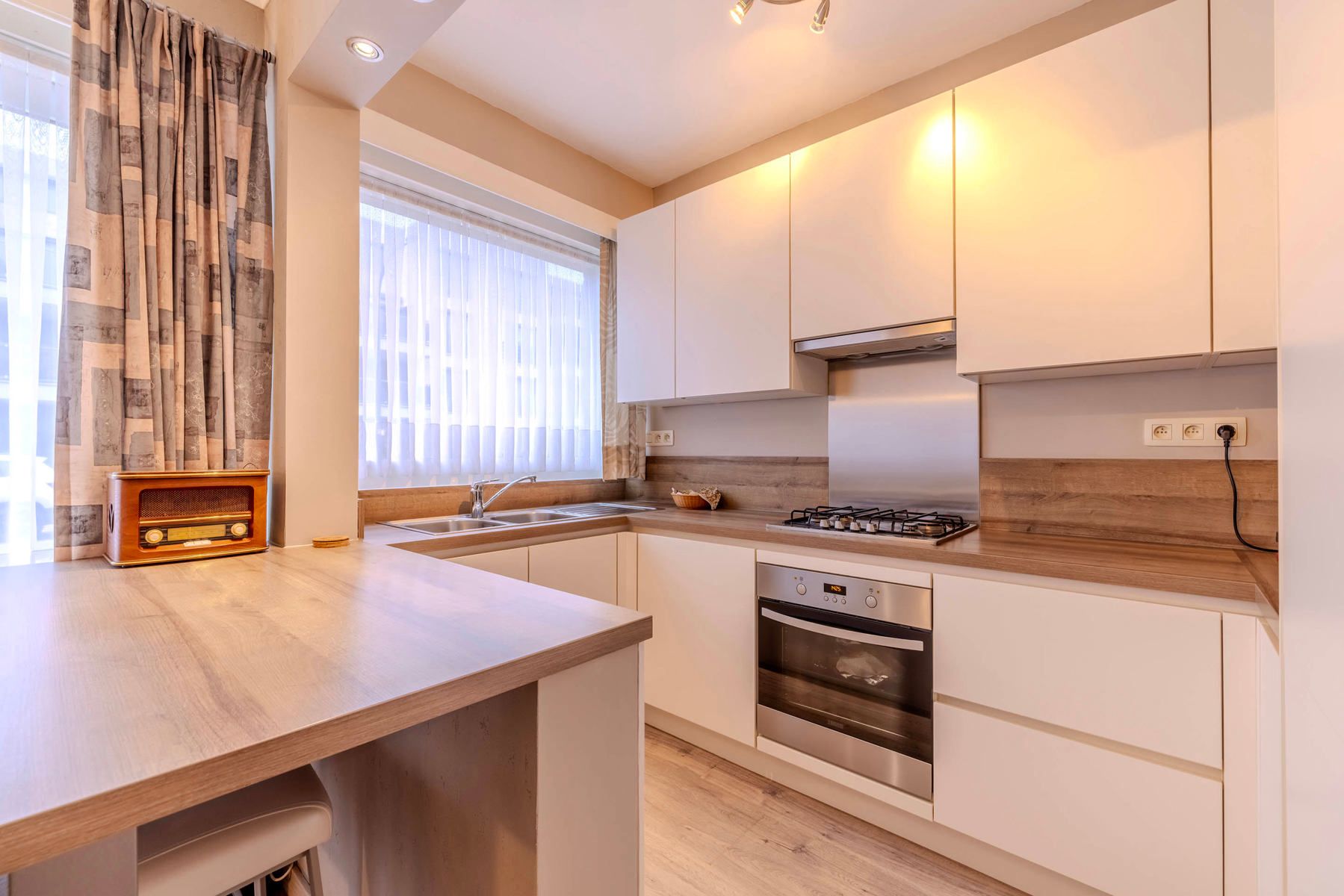 Instapklaar gelijkvloers appartement met tuin in Lier foto 13