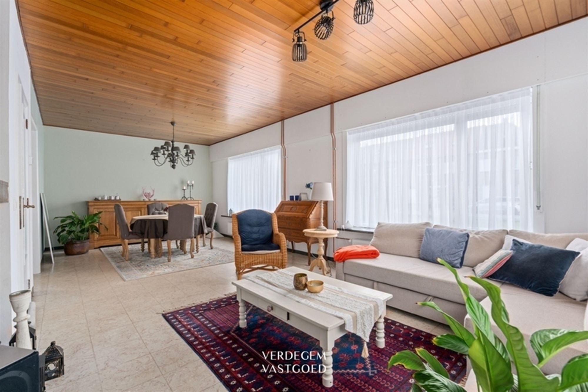 Bungalow met 3+1 slaapkamers op perceel van 2.332m² foto 4