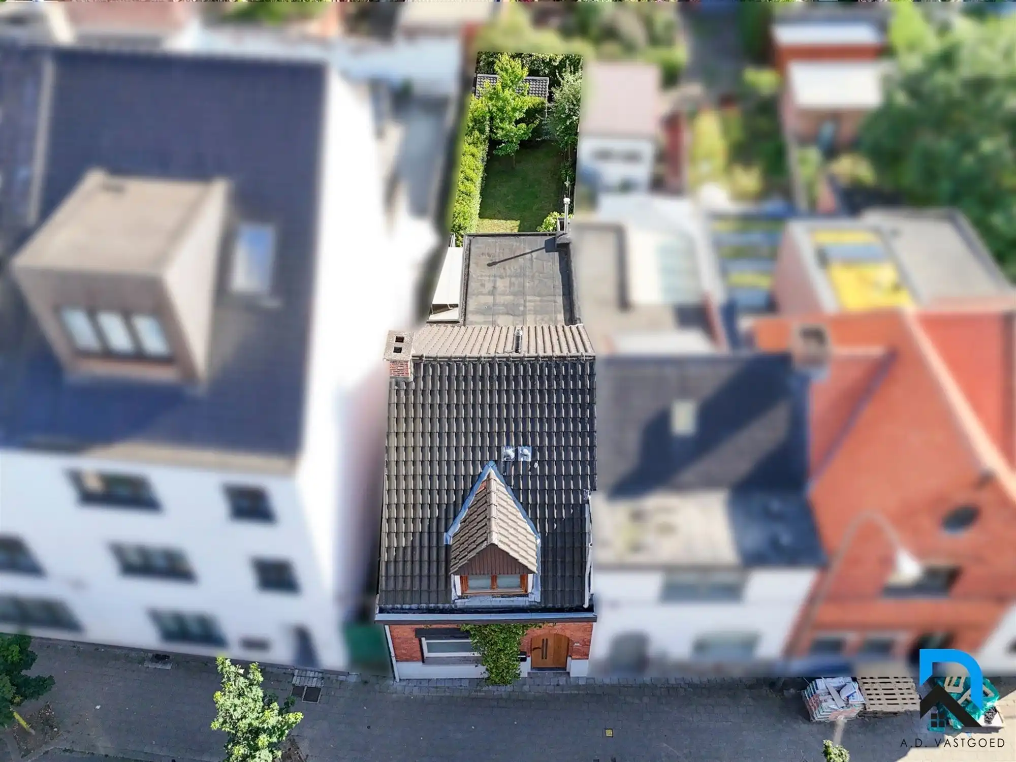 Gerenoveerde woning met tuin op toplocatie in Hasselt foto 34