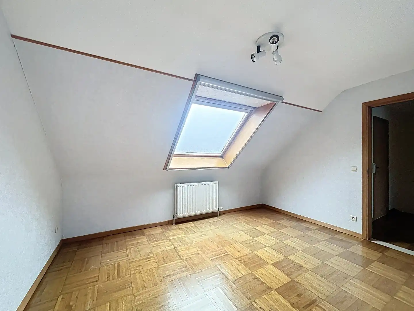 Instapklaar duplex appartement te Kessel-Lo! foto 11