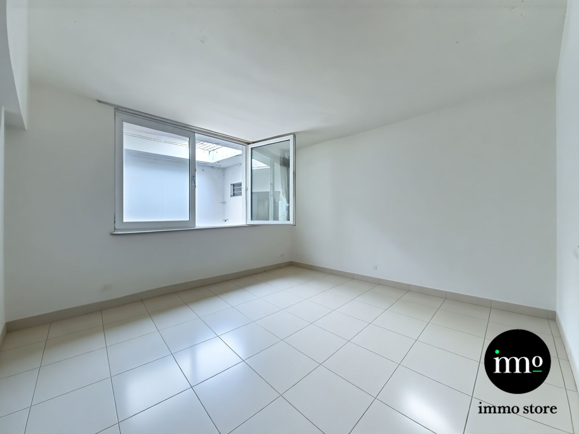 Opbrengsteigendom tegenover Gare Maritime – Tour & Taxis foto 26