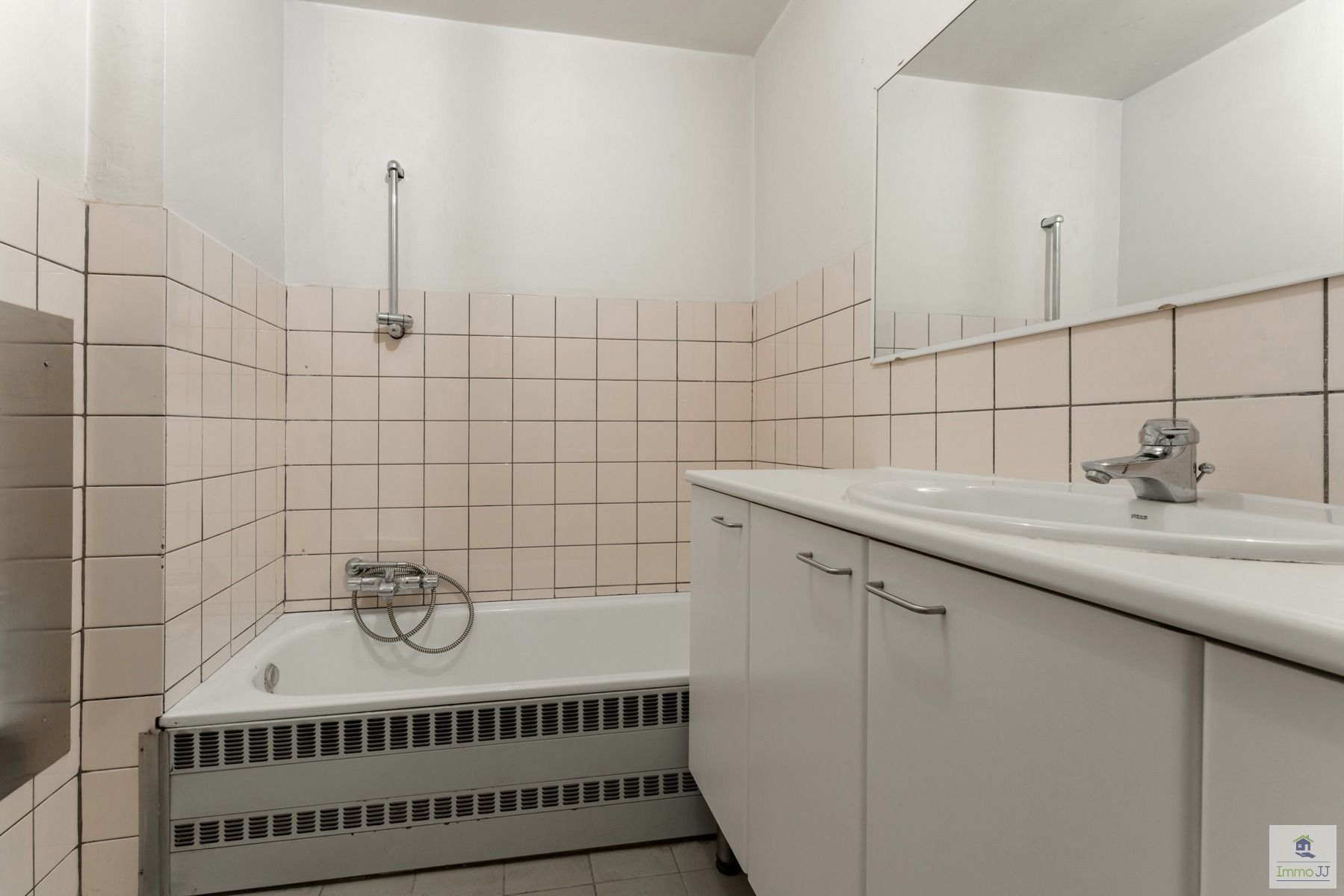 Te renoveren appartement in het stadscentrum van Hasselt  foto 13