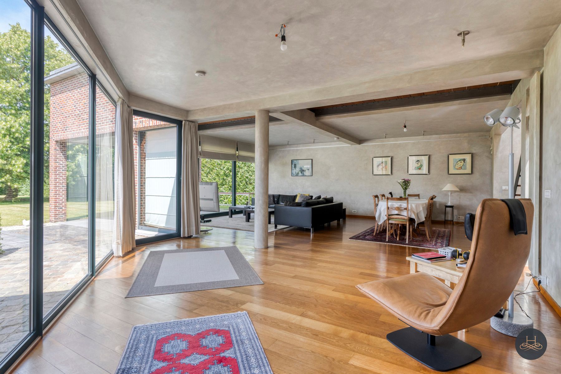 Authentieke villa met multifunctioneel bijgebouw op 46 are foto 13