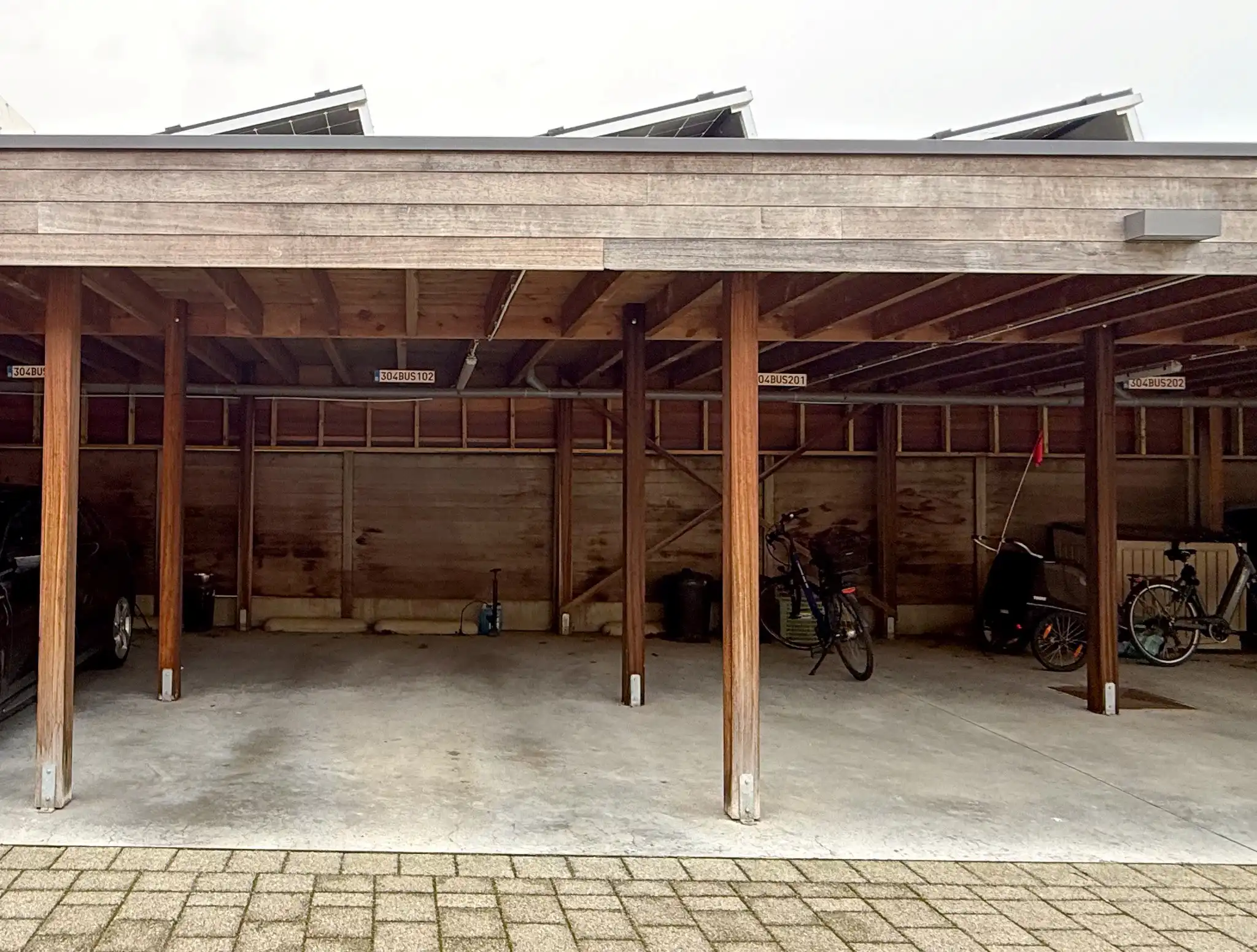 Recent appartement in Melsele met twee slaapkamers, groot terras en carport foto 10