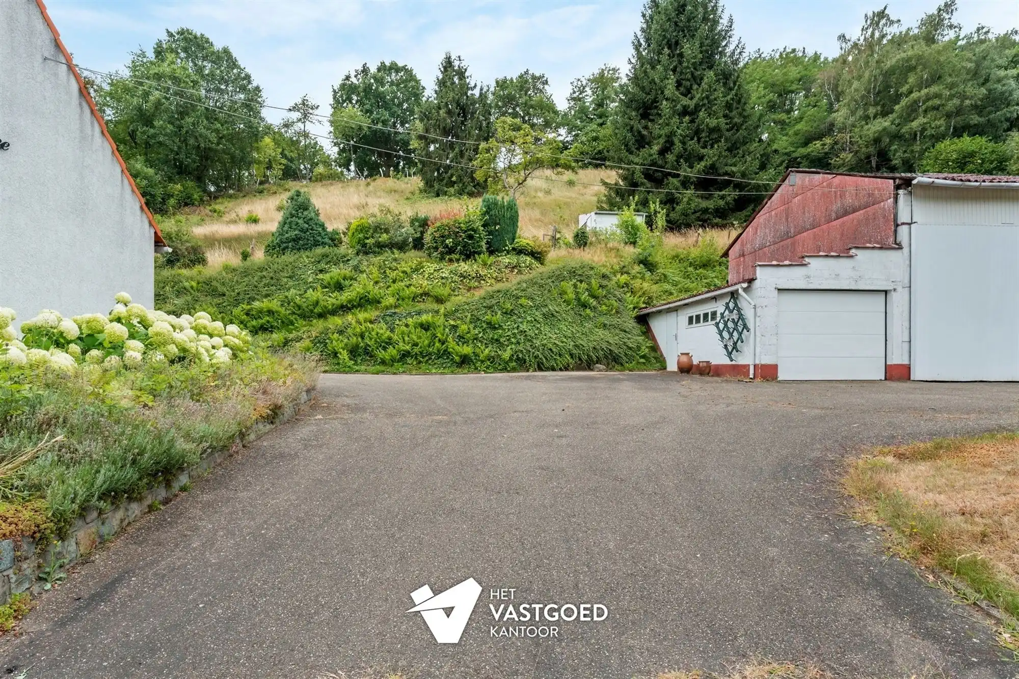 TE RENOVEREN KNUSSE WONING MET TUIN VAN 48A90CA EN LOODS EN GARAGE TE KAGGEVINNE foto 31