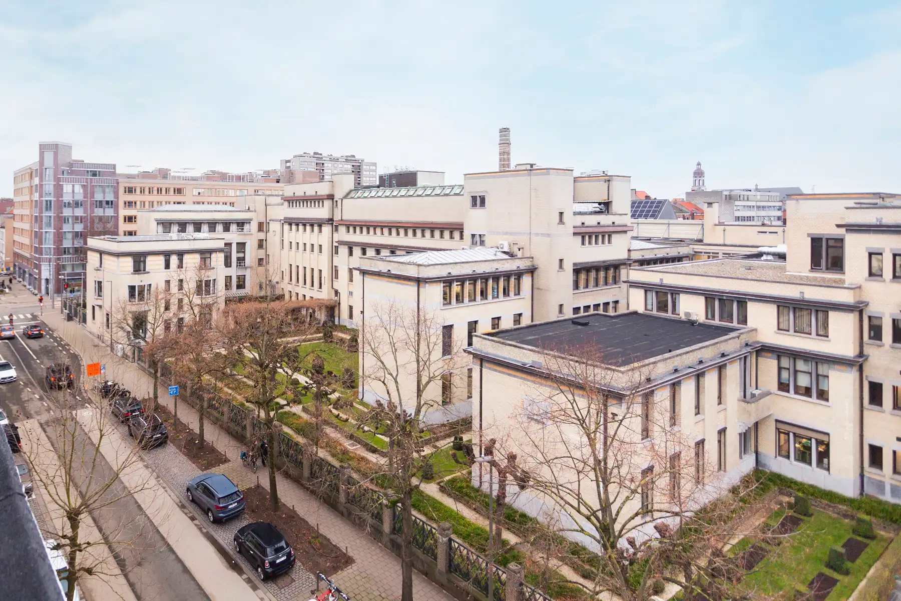 Gerenoveerde penthouse met terras in hartje Antwerpen foto 9