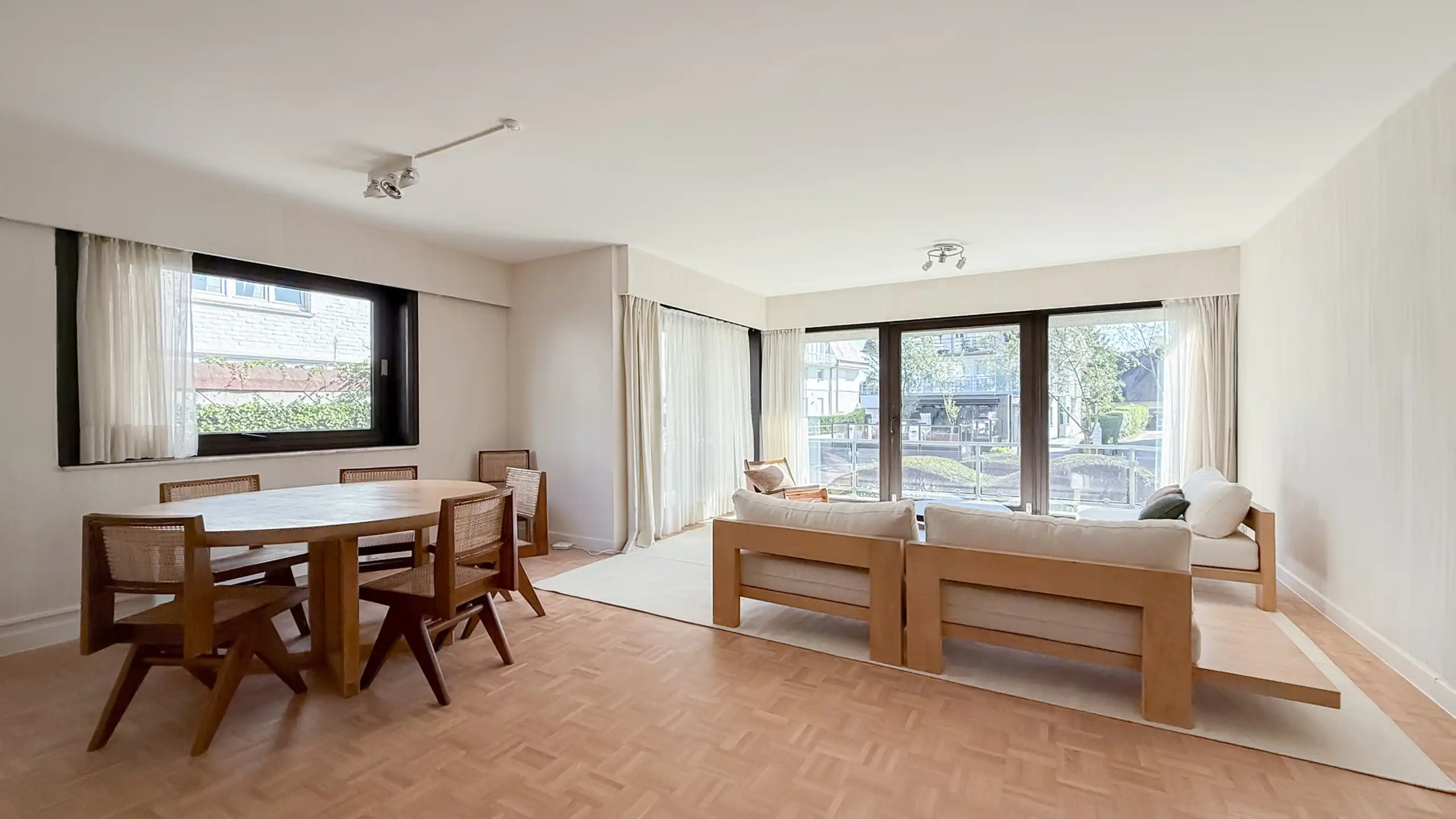 Hoekappartement met mooi terras, nabij het Albertplein... foto 6