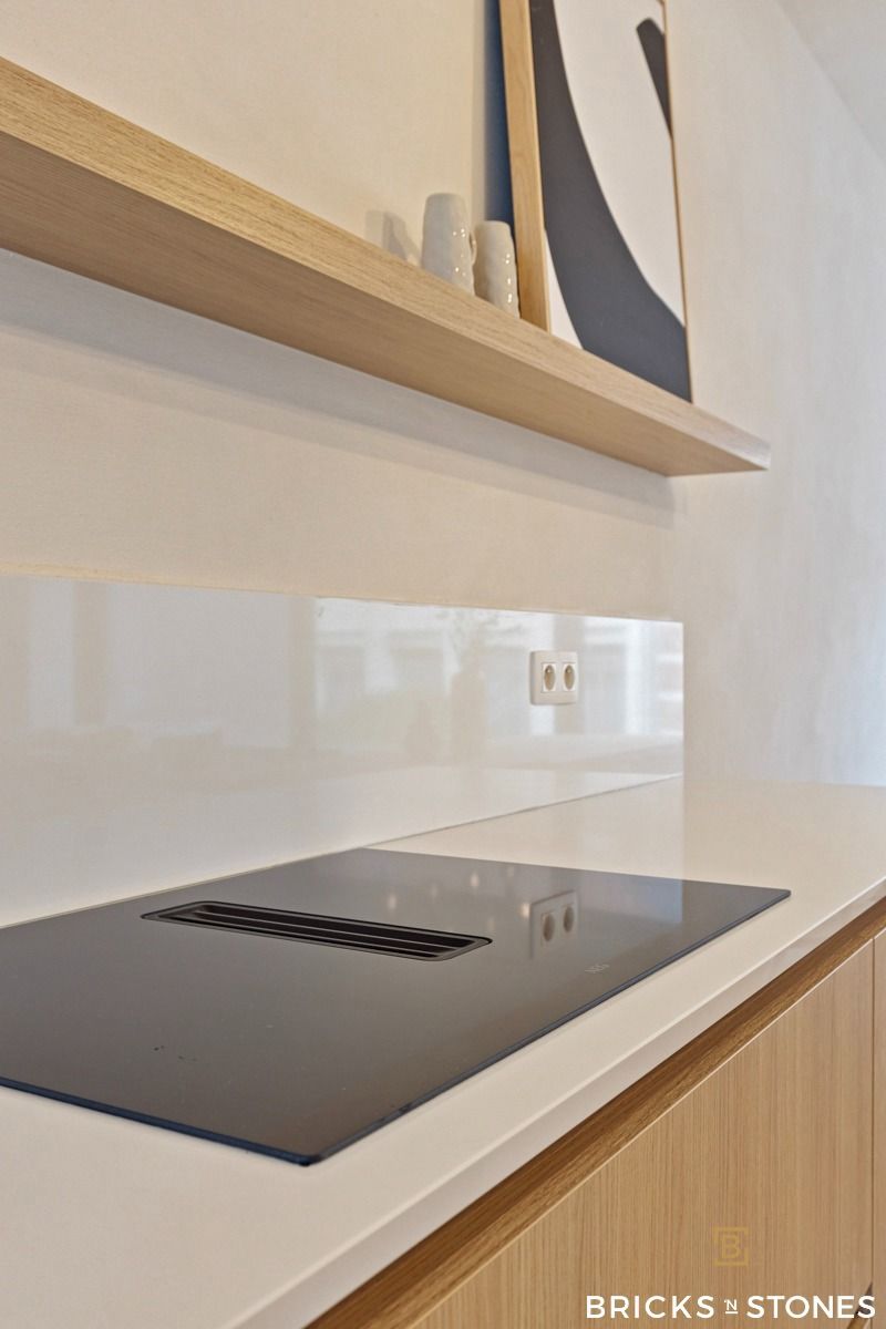 Knap gerenoveerd gelijkvloers appartement met tuin foto 6