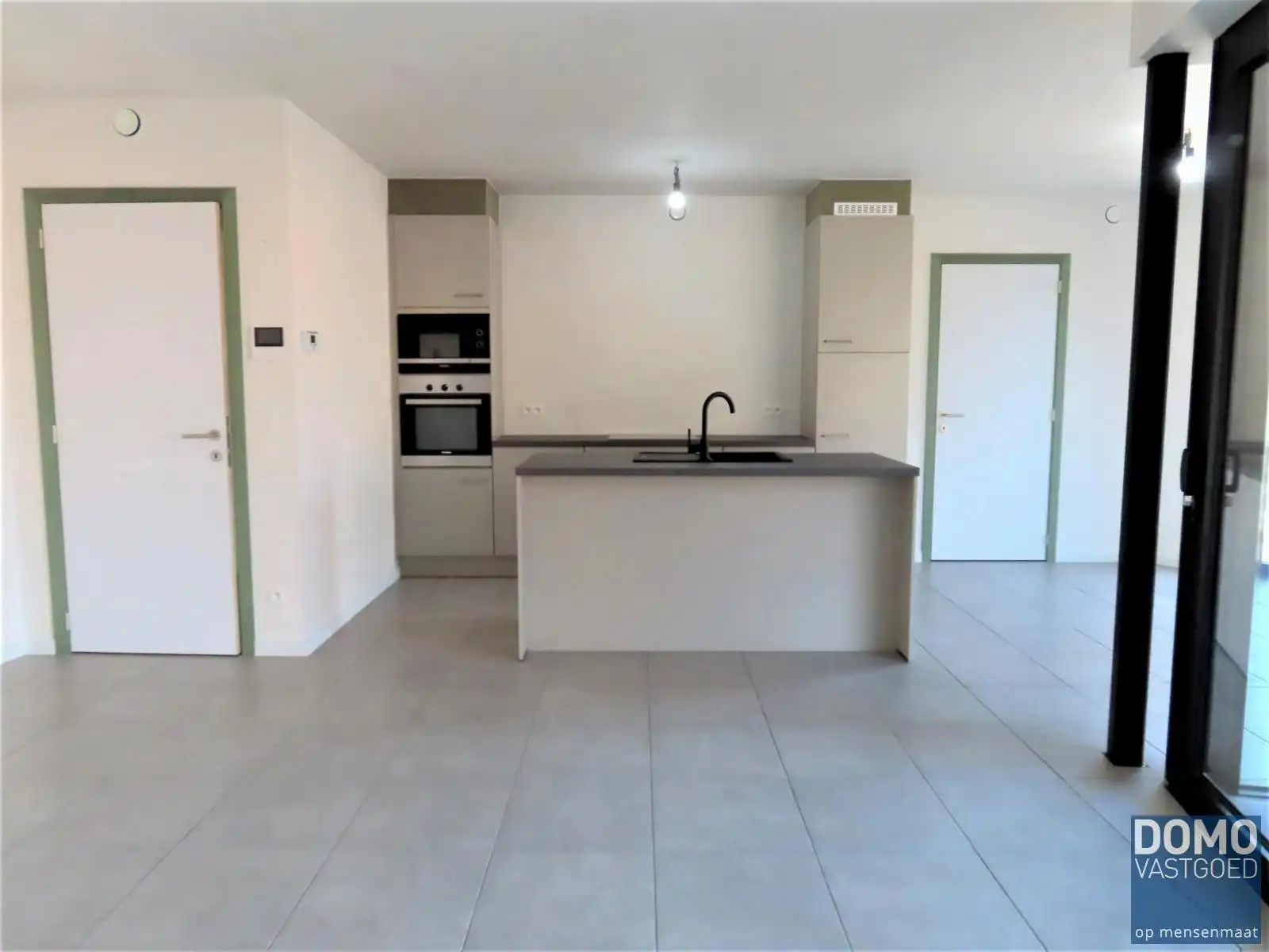 MOOI APPARTEMENT MET 2 SLAAPKAMERS IN HET HARTJE VAN AS!  foto 3