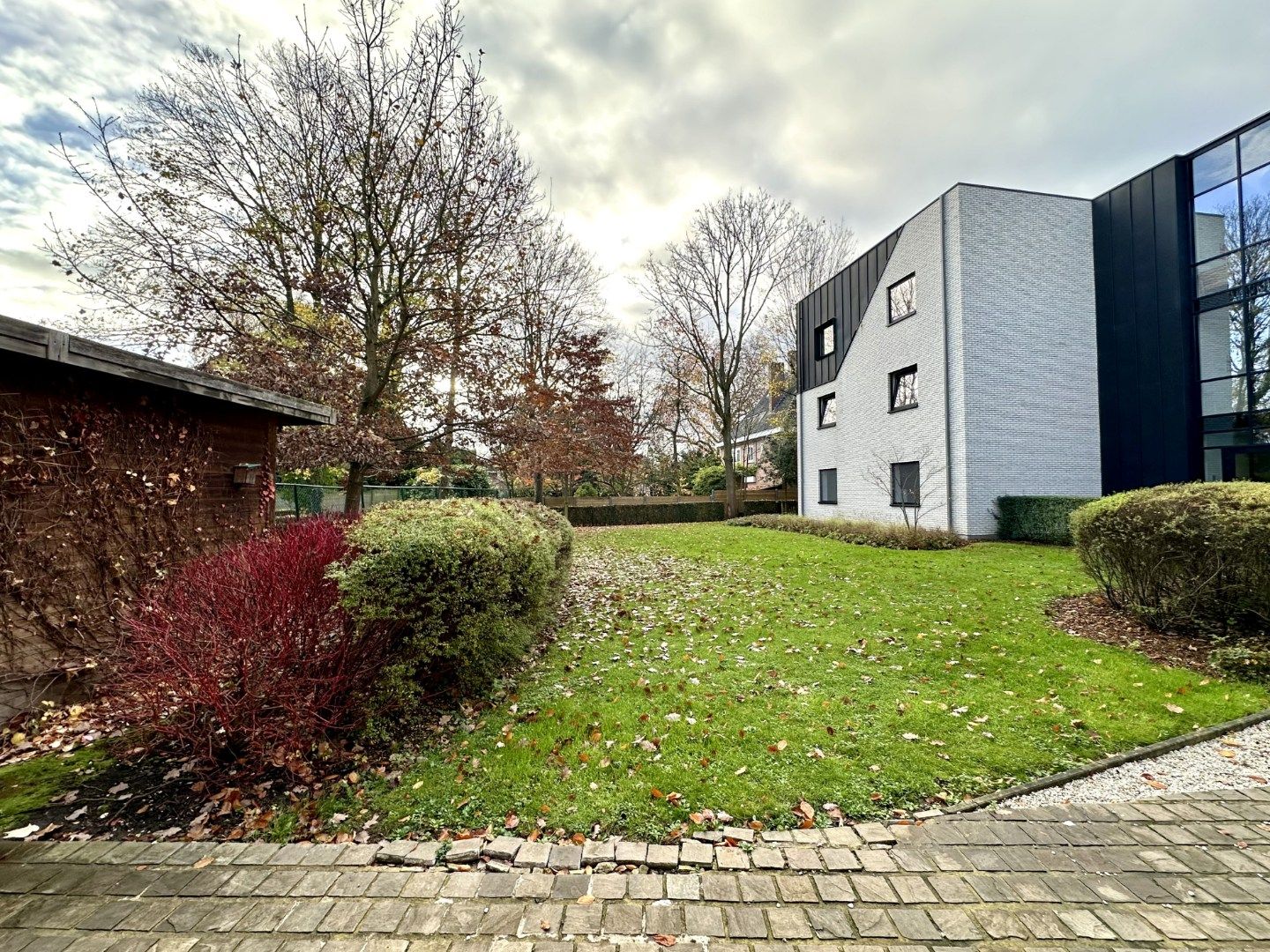 Modern penthouse met drie slaapkamers, groot terras en zicht op het groen  foto 17