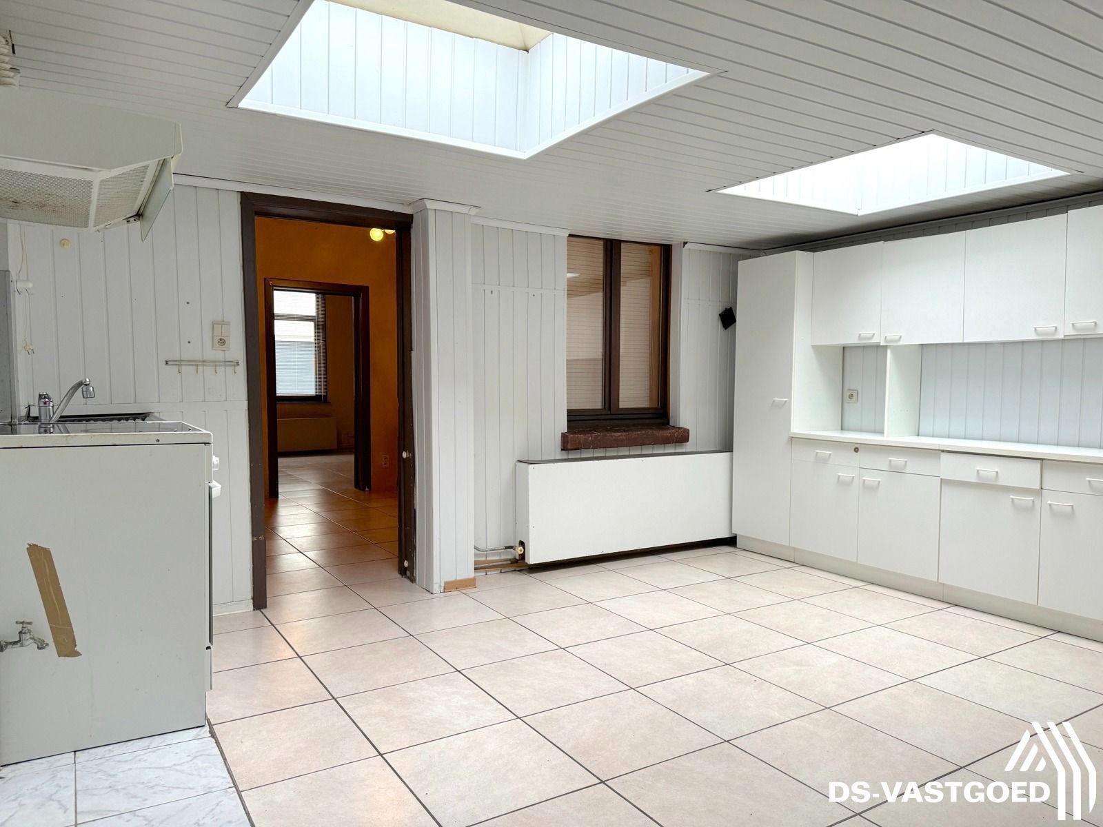 Te renoveren woning in hartje Sint-Gillis-Dendermonde foto 8