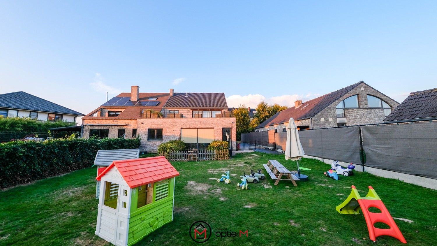 Investeringspand met handelsruimte en appartement in Merem Bilzen foto 38