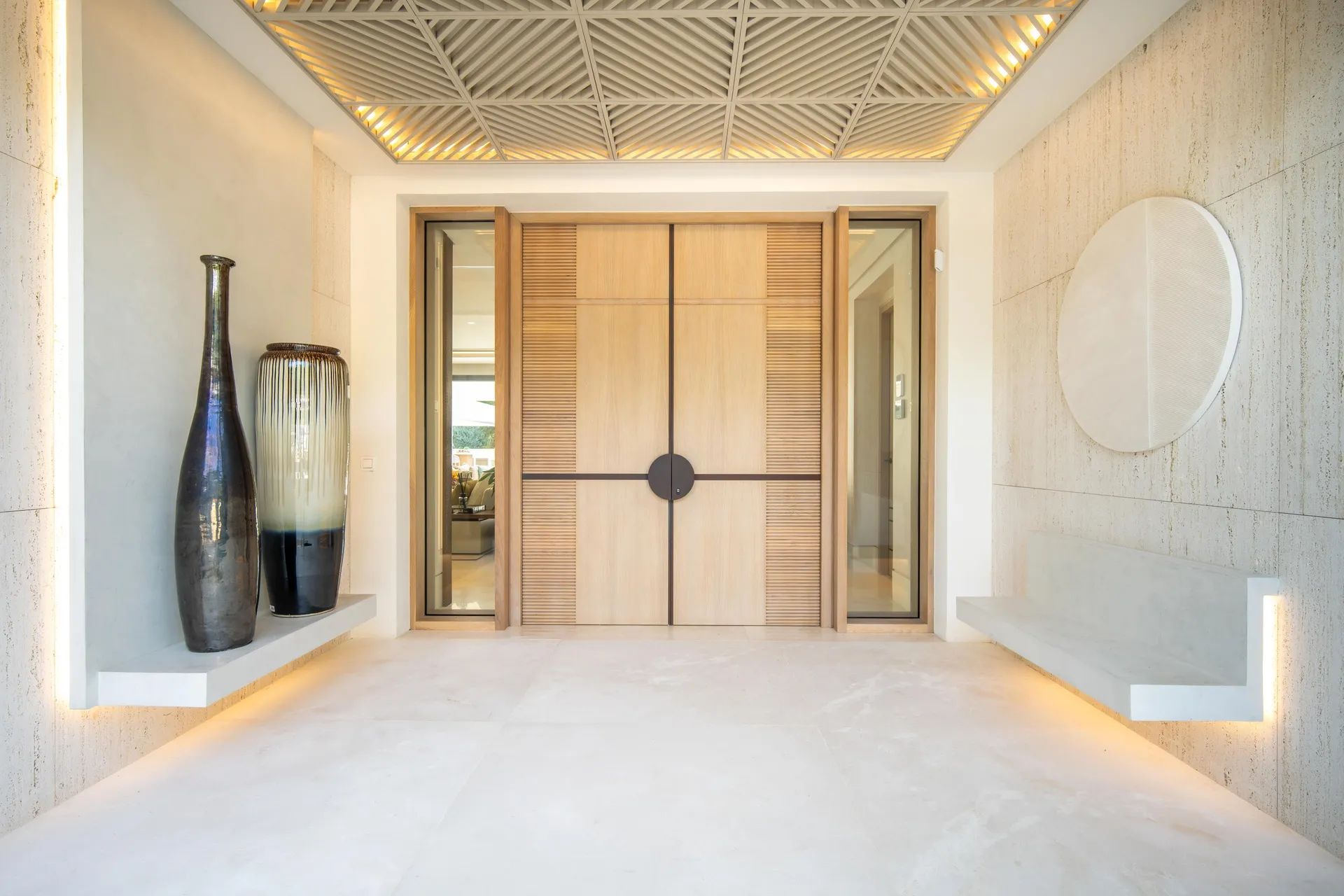 Ultieme luxe in Marbella: exclusieve villa met prachtige tuinen en privézwembad aan de Golden Mile foto 3