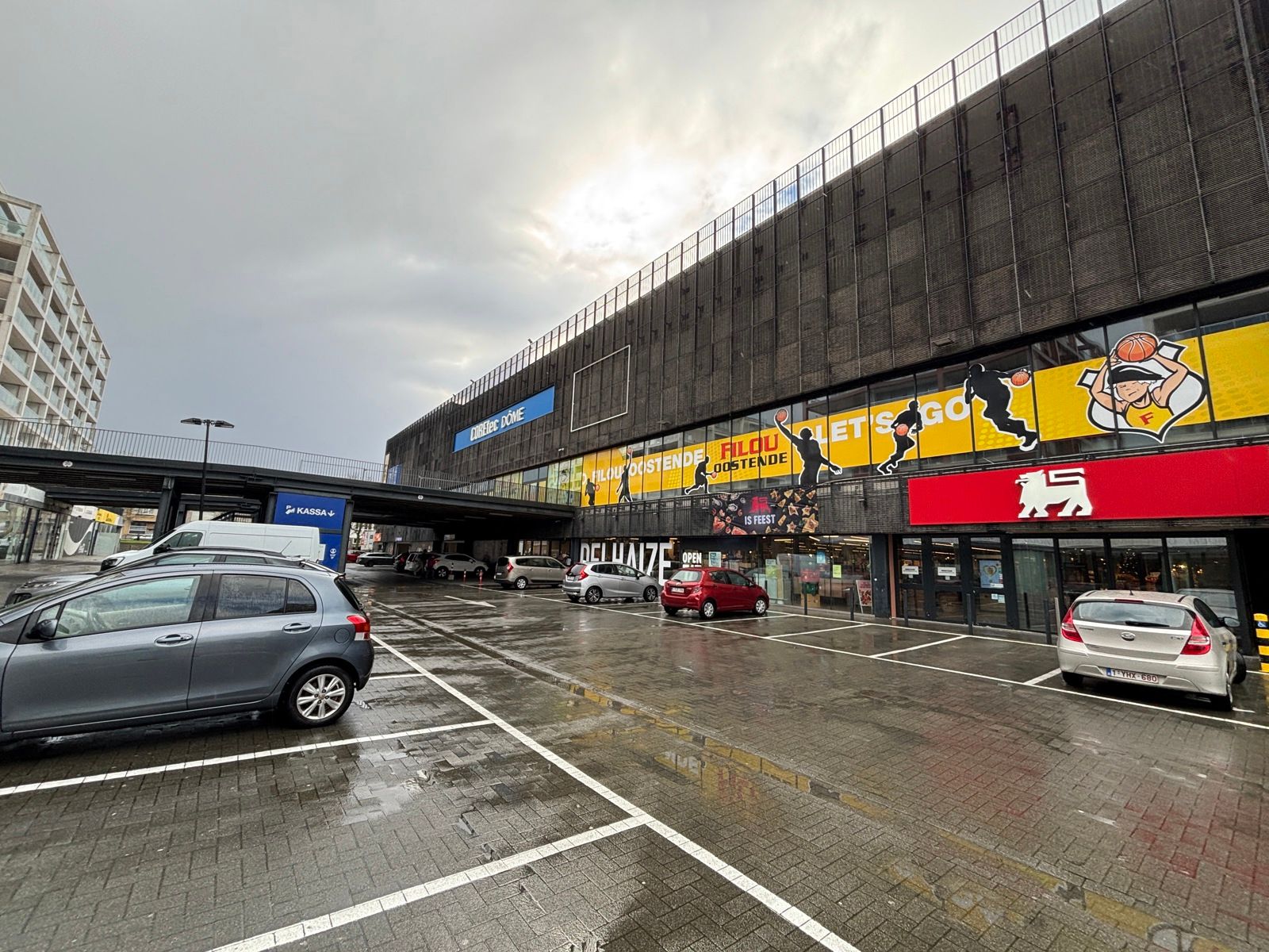 Handelspand 760 m² te huur in SeaRena Oostende foto 7