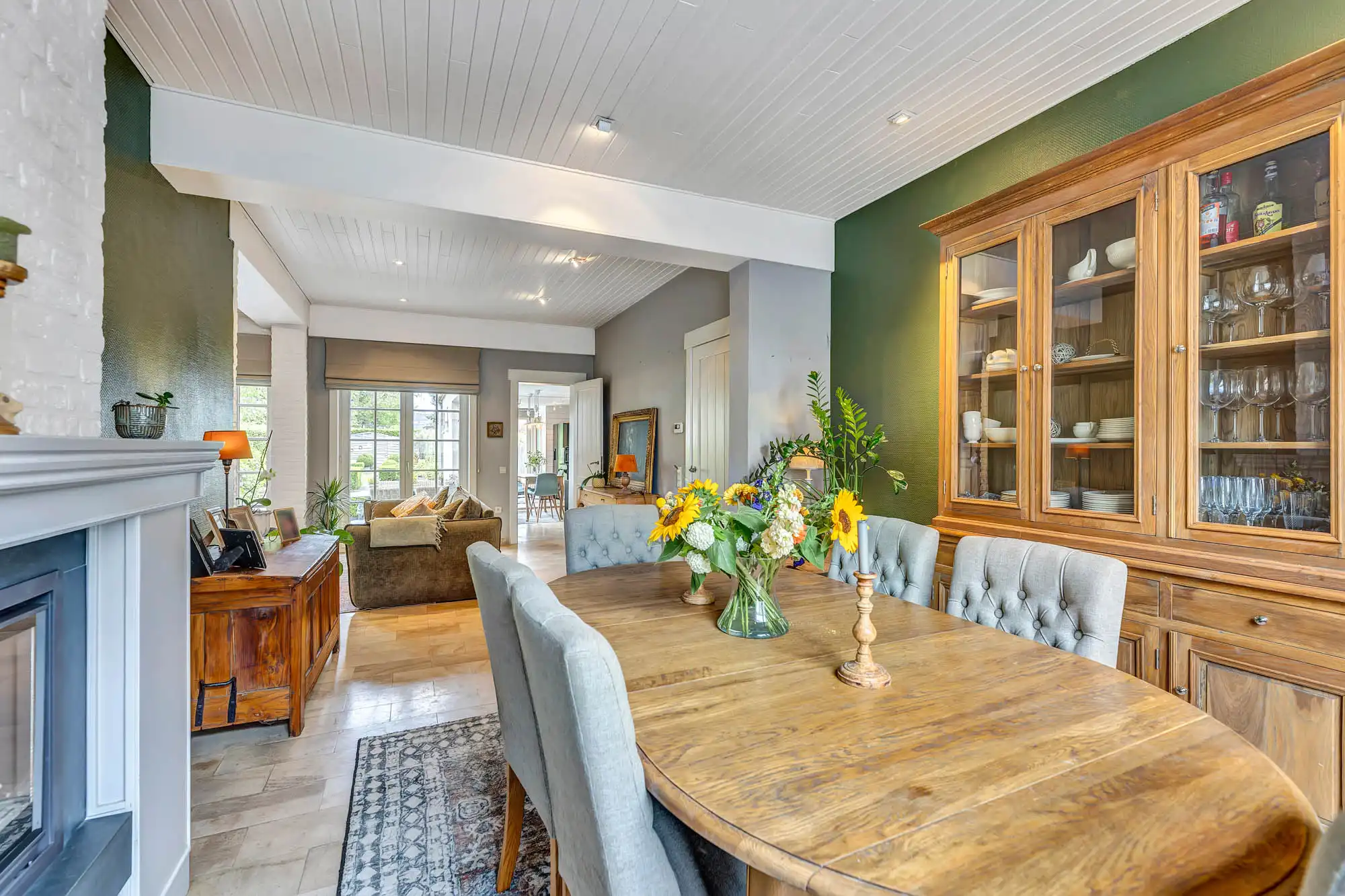 Gezellige, instapklare woning met garage foto 2