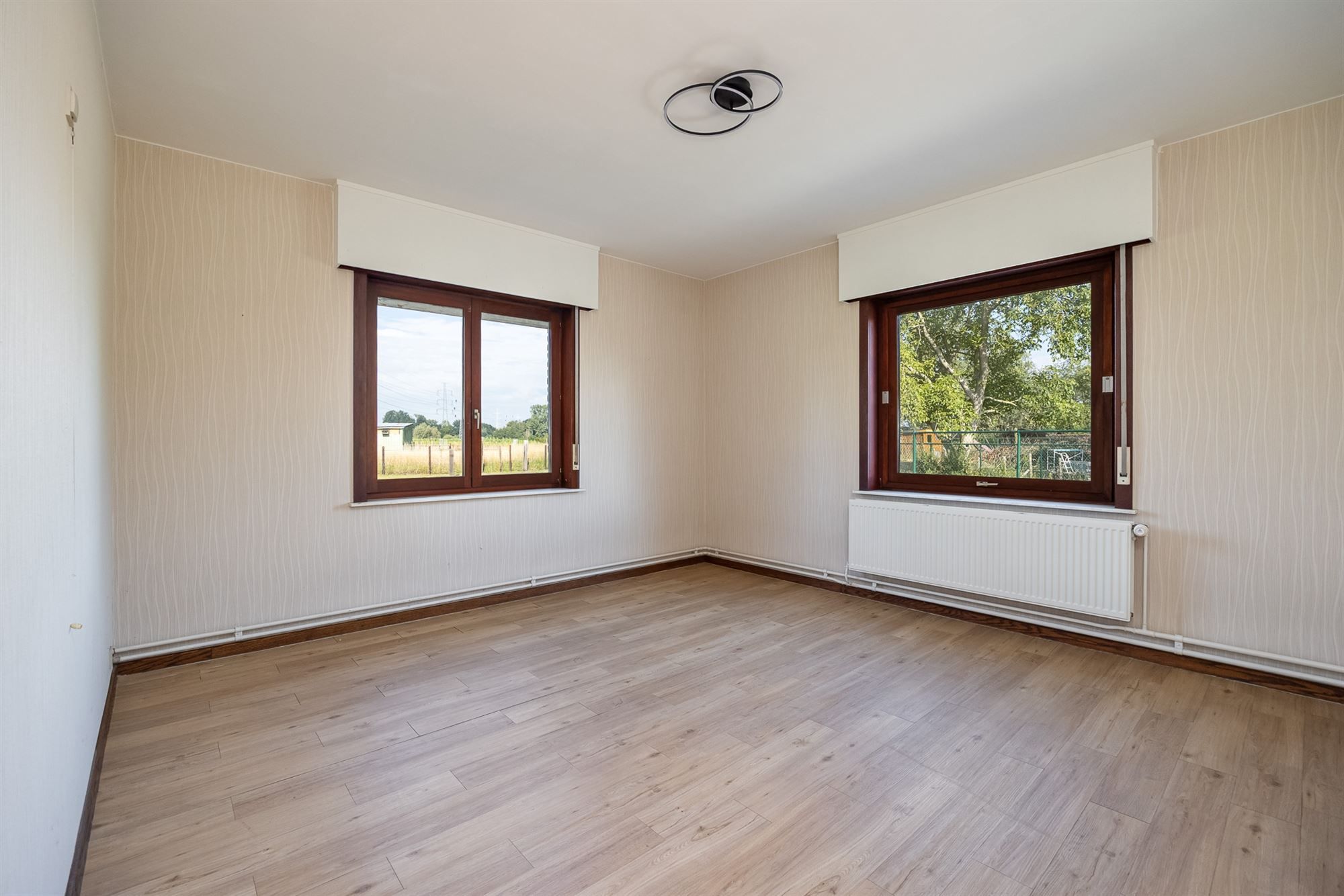 Bungalow op perceel van ca 1824m² in het groen foto 14