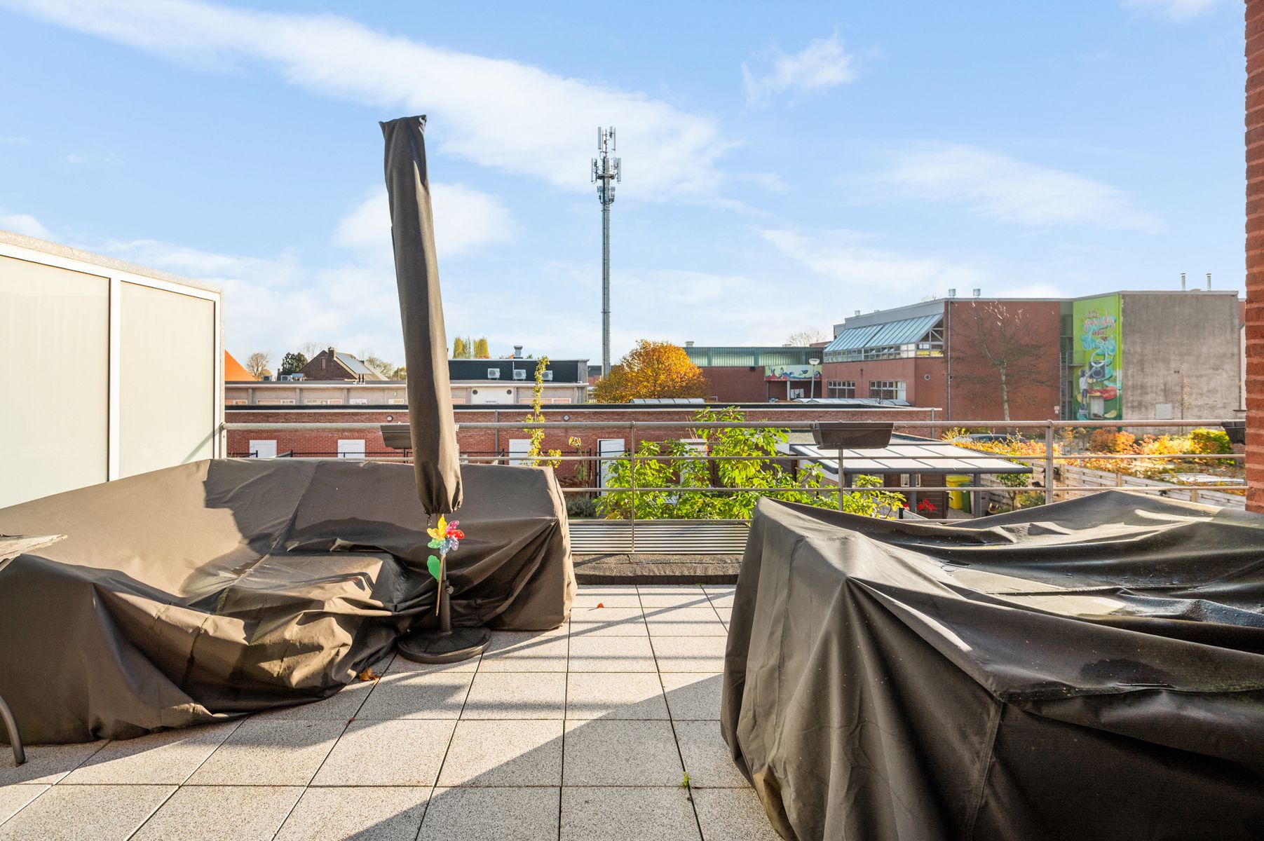 2slk app 92m² met ruim terras en garage  foto 2