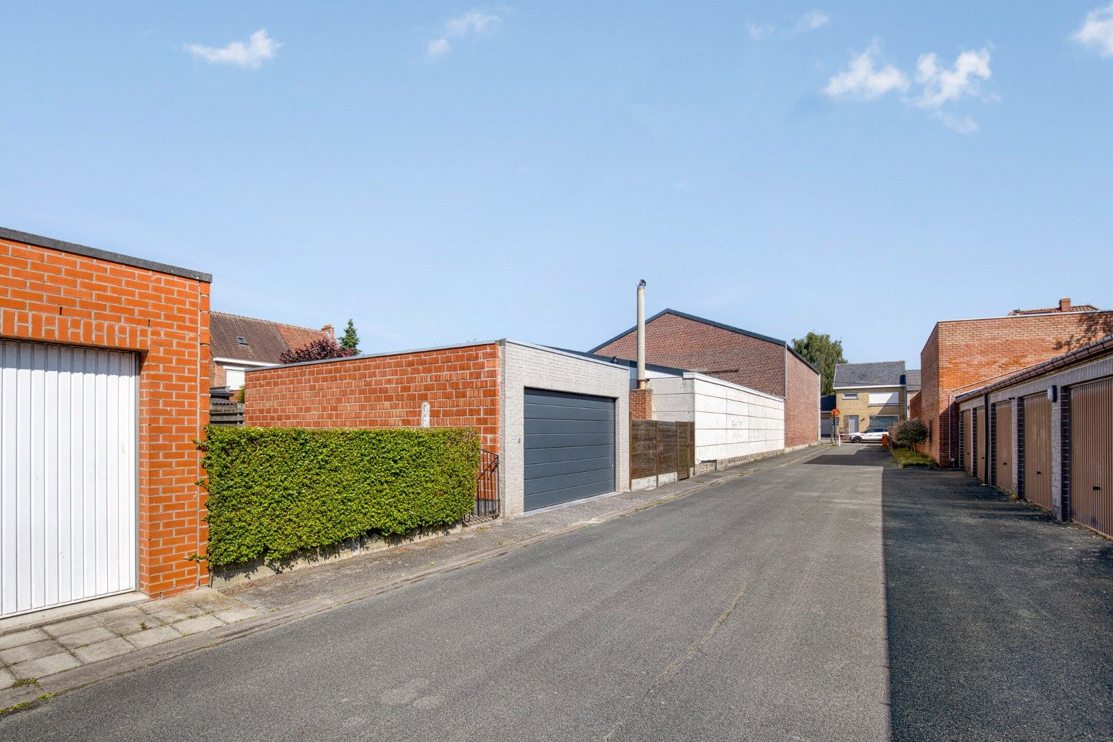 Gezellige te  renoveren woning met tuin in rustige buurt! foto 16