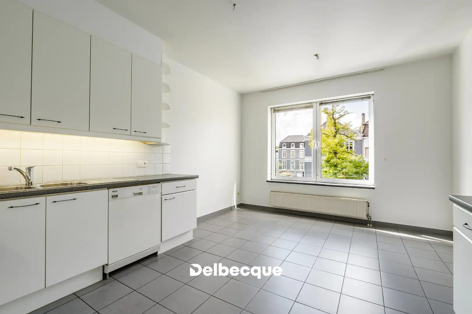 Uitzonderlijk en ruim appartement voorzien van 3 slaapkamers en een open zicht op de reien. foto 6