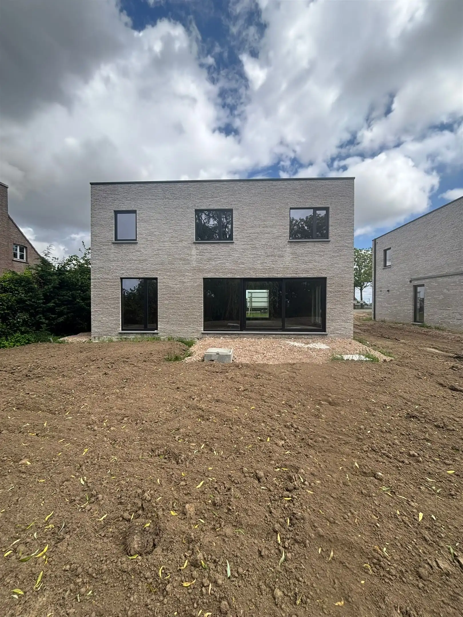 Moderne afgewerkte nieuwbouw foto 7