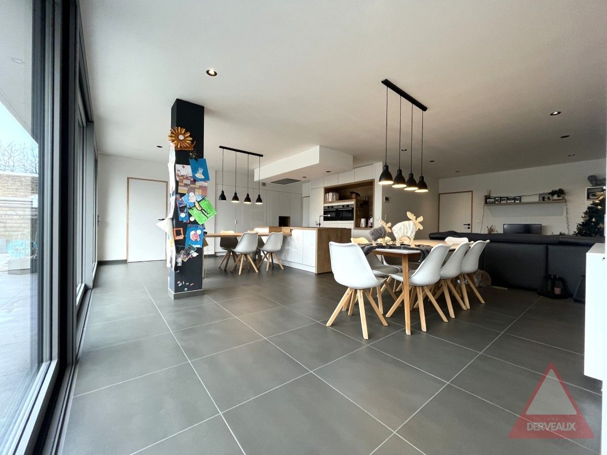 Langemark-Poelkapelle – Instapklare, volledig gerenoveerde woning met garage foto 5