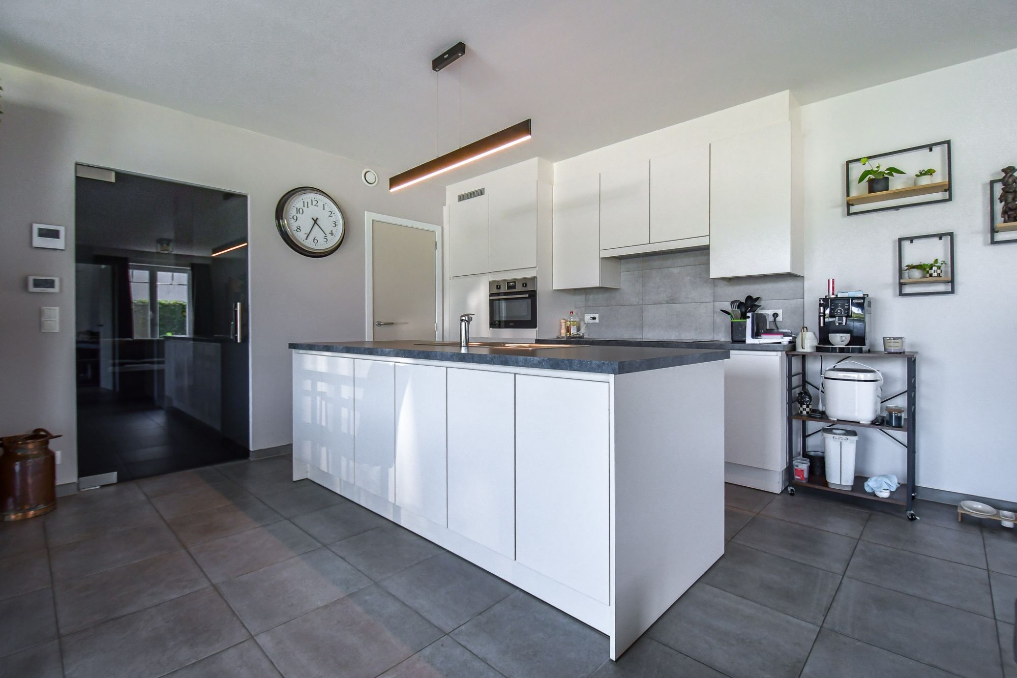 Ruim gelijkvloers Hoekappartement met 3 Slpk, Zonnige Tuin & Terras, ( Garage en Autostaanplaats niet incl. vraagprijs) foto 5