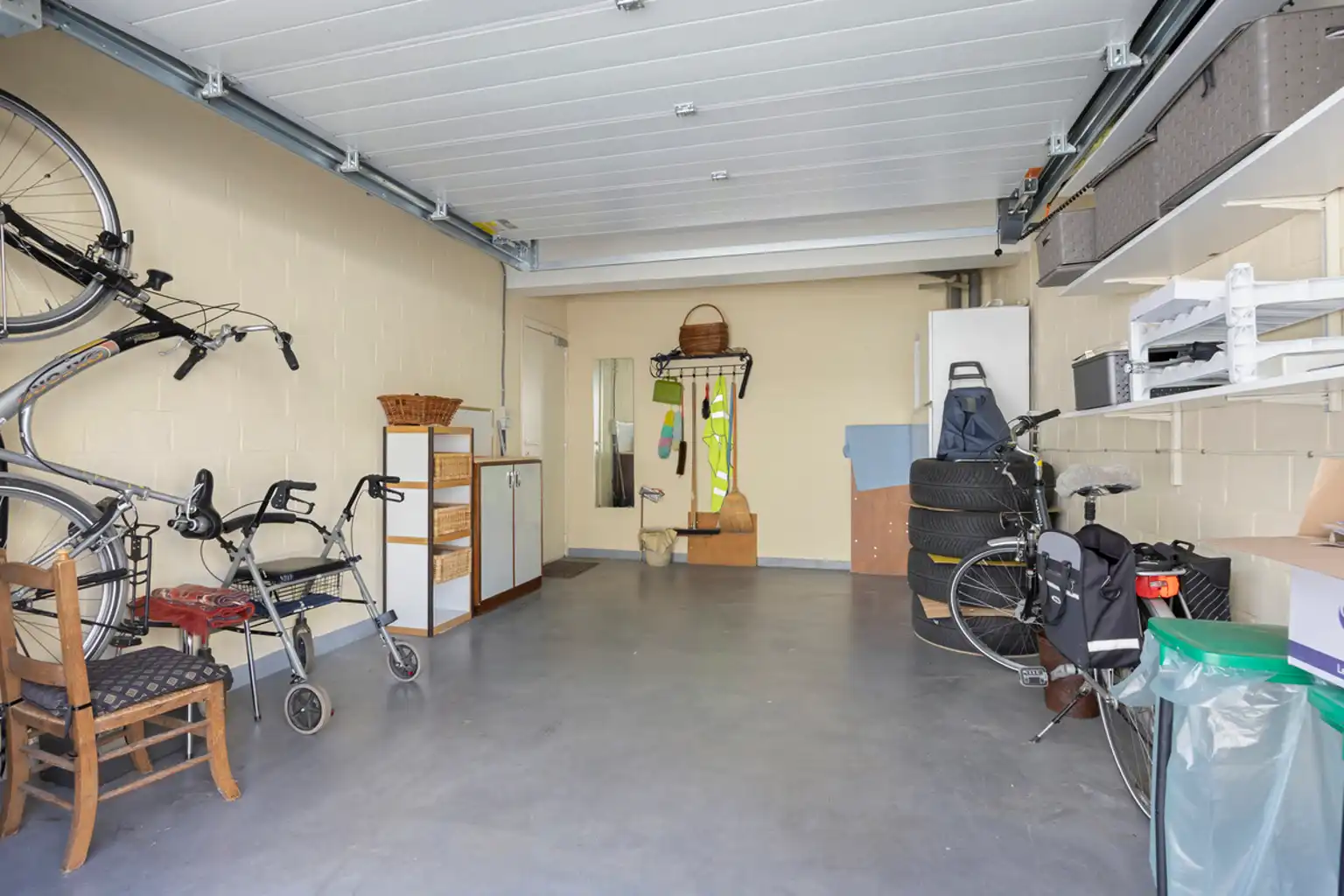 Tweekamerappartement met garagebox in Asse foto 14