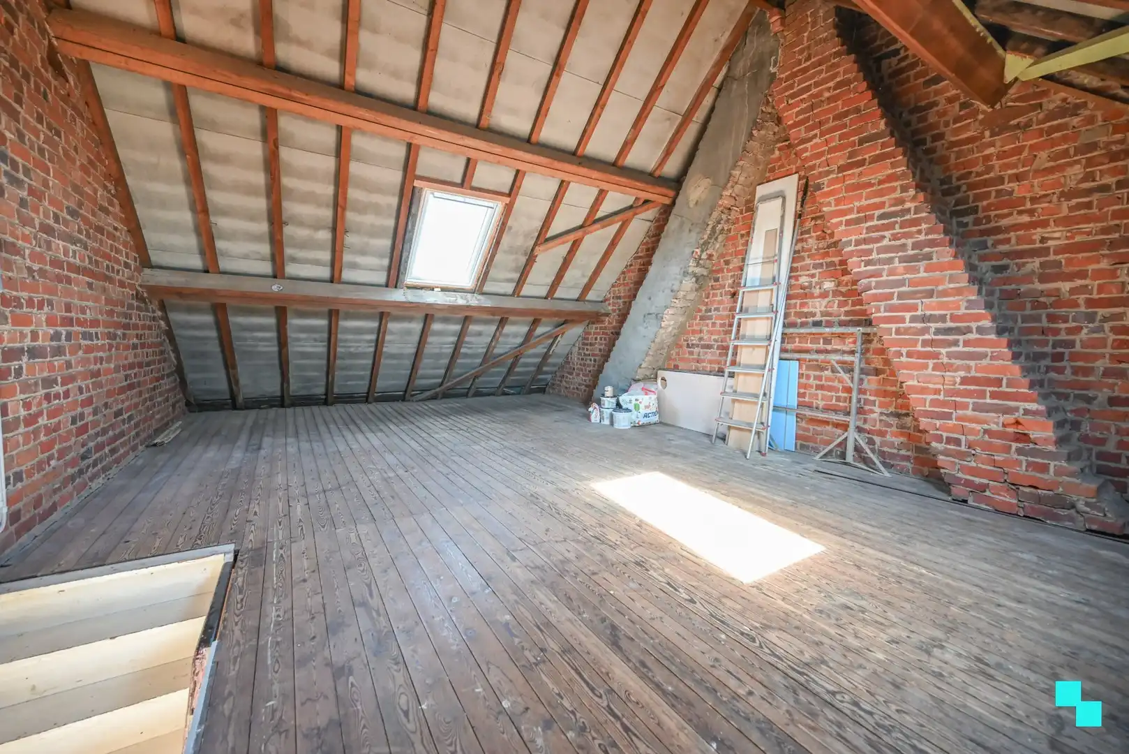 Gerenoveerde 2-slaapkamerwoning in Ingelmunster foto 31