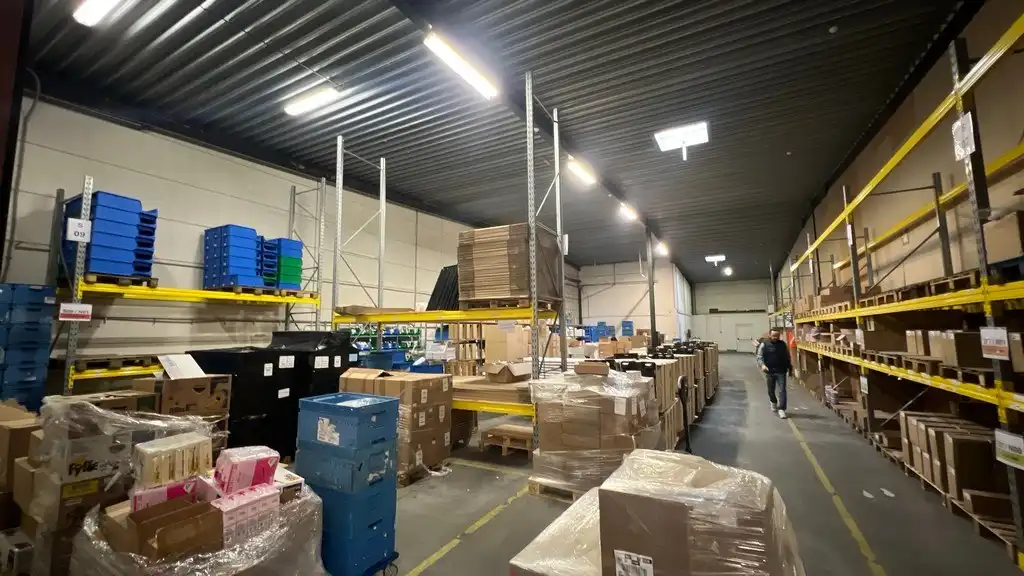 Opslagruimte te huur in Industriepark-Drongen foto 2
