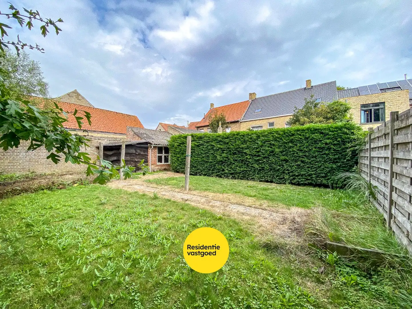 Zeer ruime te renoveren woning met statige gevel op 445 m² met zuid-west georiënteerde tuin. foto 23