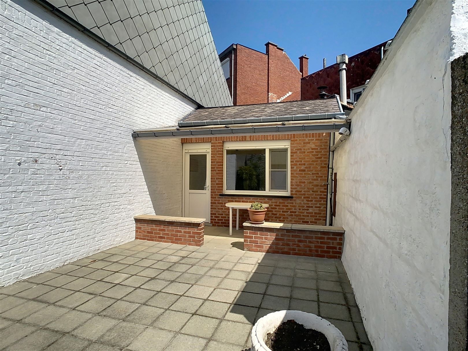 Ruime stadswoning, 4 slpks, garage, tuin, 4a 40ca foto 4