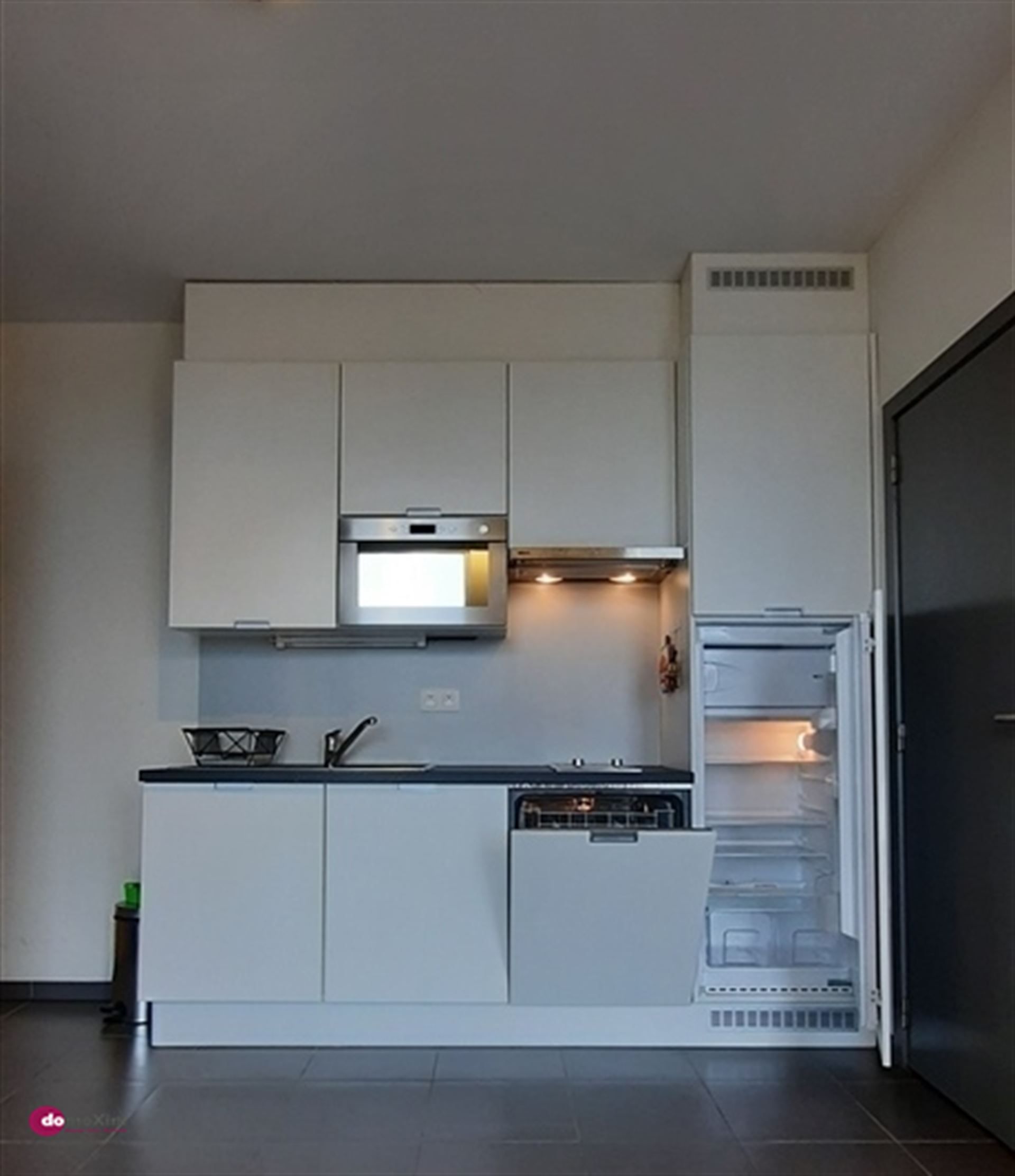 Moderne gemeubelde studio, geschikt voor één persoon, in het centrum van Leuven  foto 6