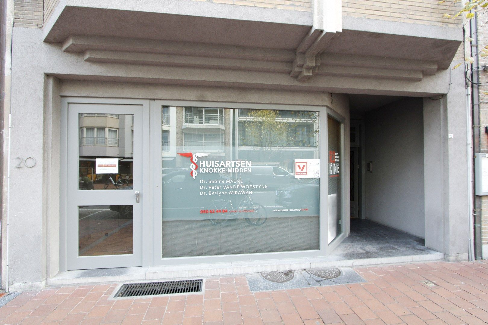 TE HUUR: Instapklaar handelspand  Dumortierlaan 20 foto 14