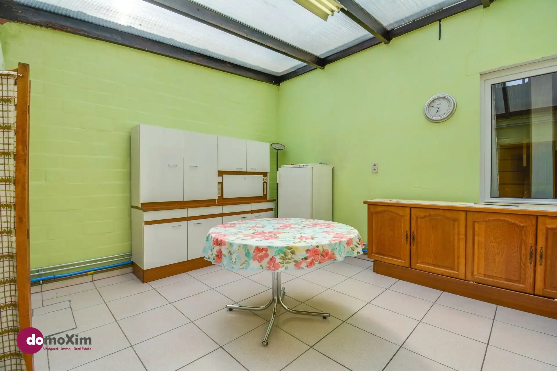 Te renoveren woning op bereikbare locatie in Boortmeerbeek foto 9