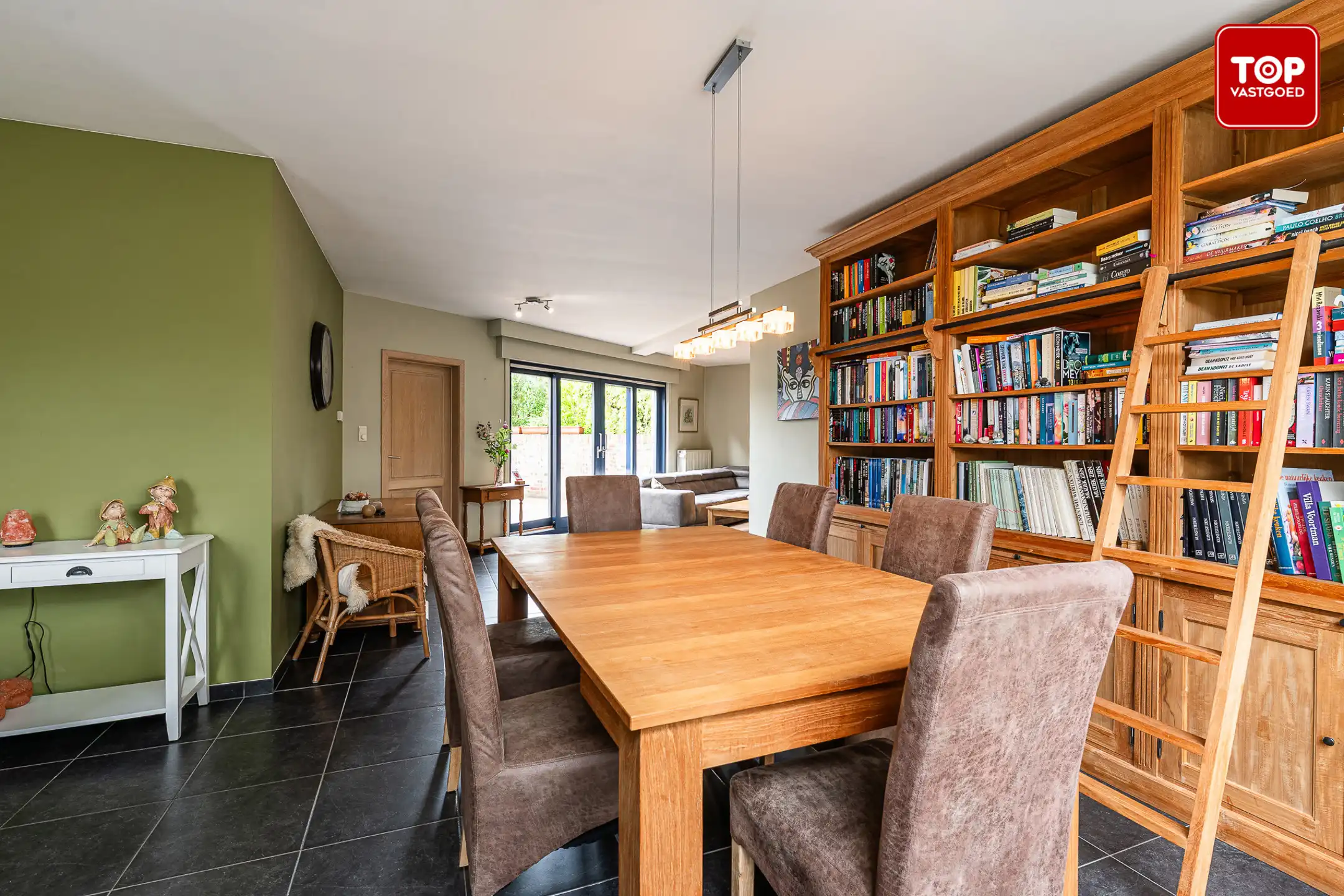 Rustig gelegen woning met zonovergoten tuin in Vinderhoute foto 3