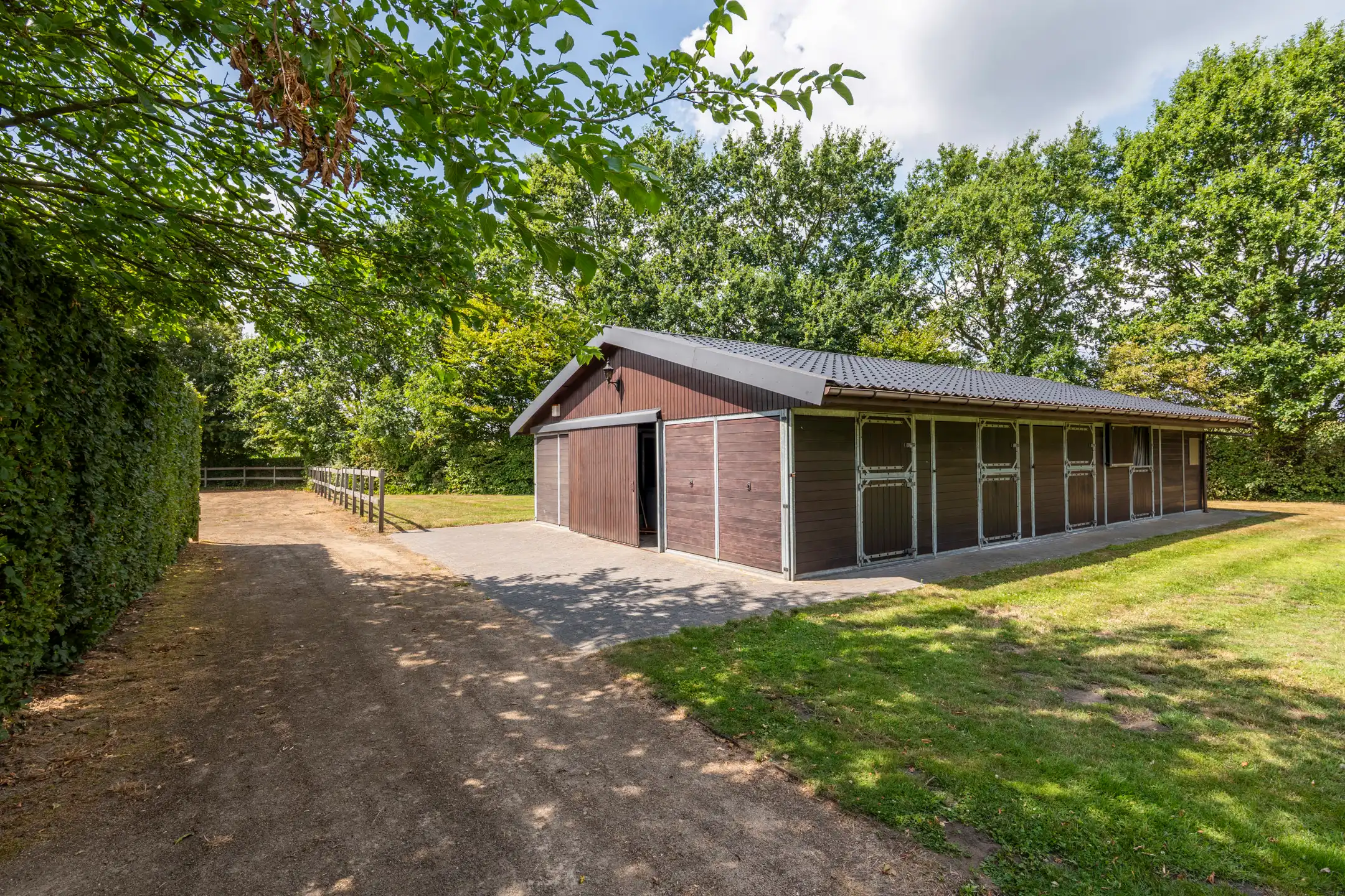 Uniek landgoed op ca. 1,78ha met paardenaccommodatie foto 27