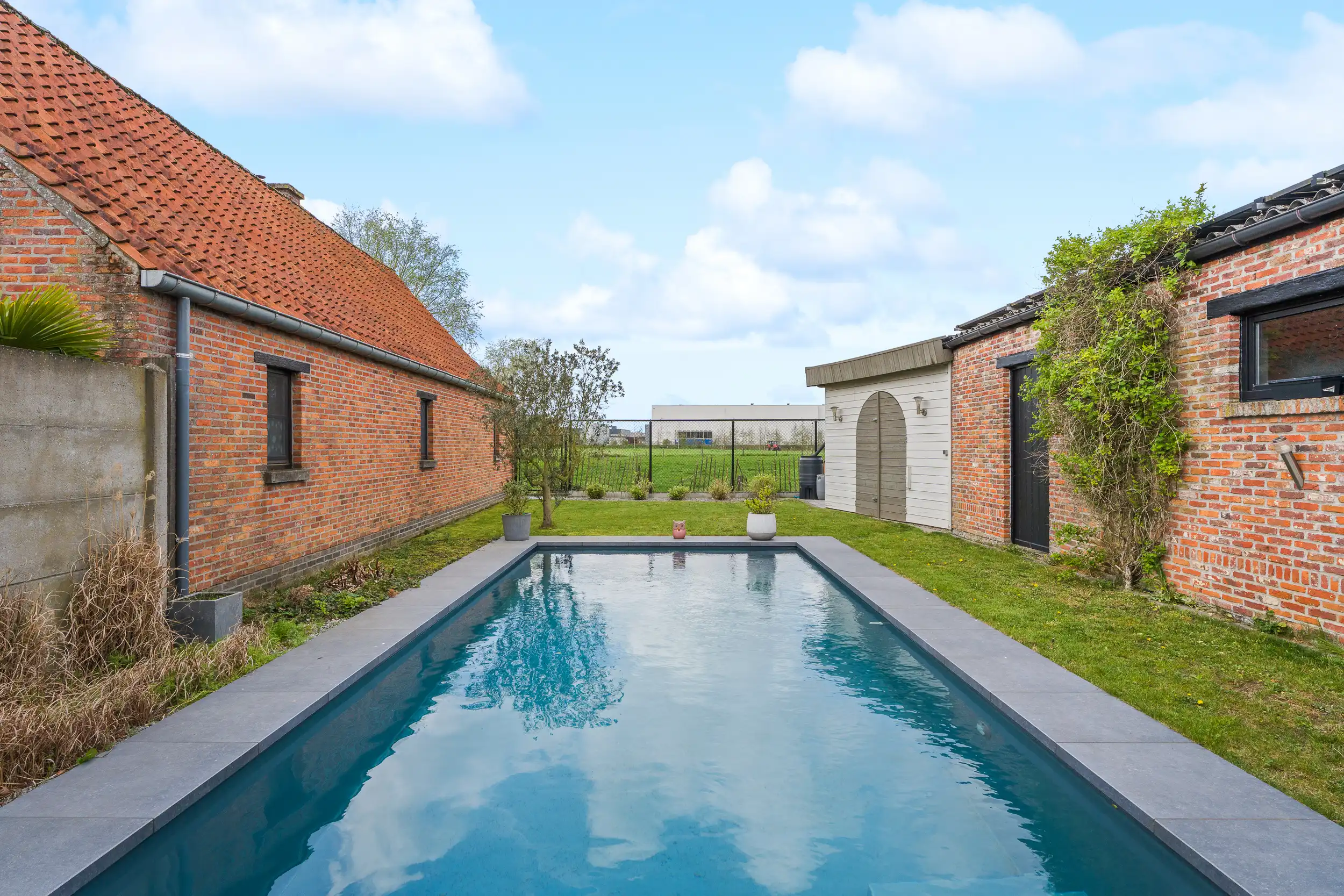 Instapklare open bebouwing met zwembad in Zele foto 15