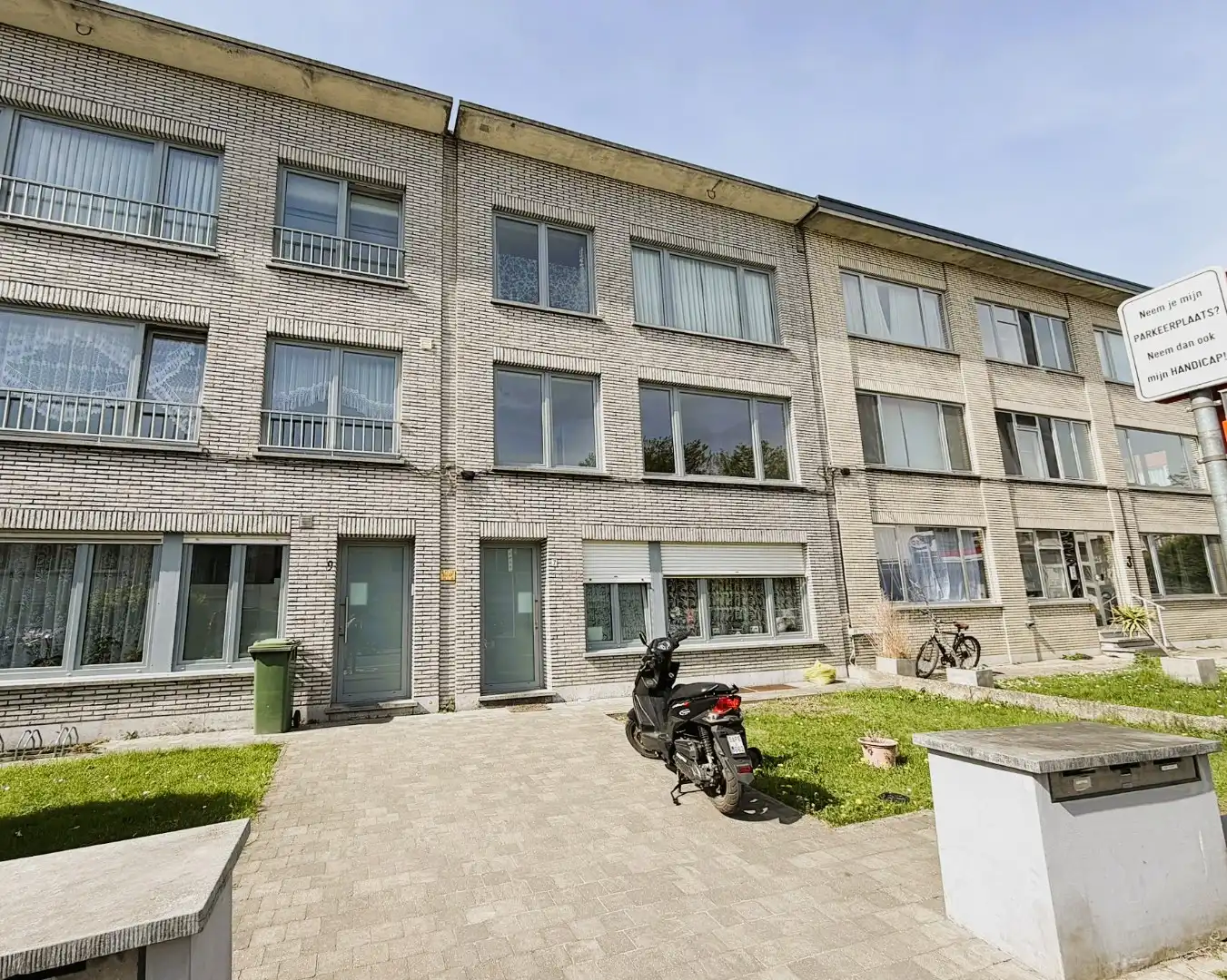Mooi appartement met 2 slaapkamers en terras op een gegeerde ligging! foto 10