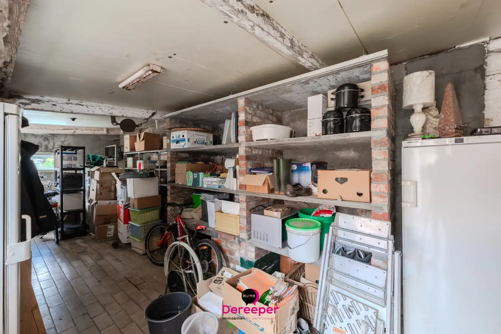 Te renoveren halfopen woning met zuidgerichte tuin op 571 m² in Jabbeke foto 12
