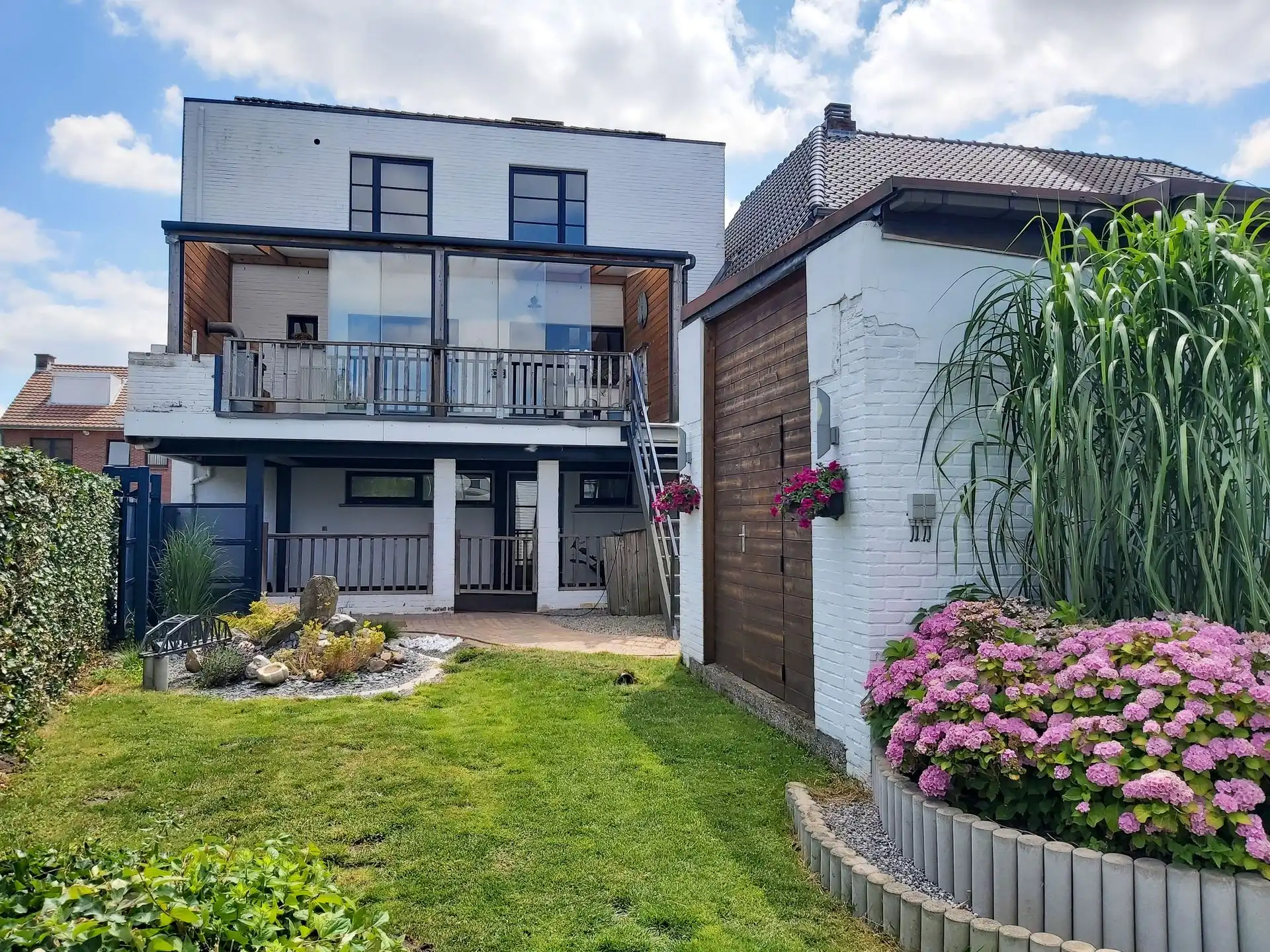 Wonen én werken op een toplocatie – praktijkruimte met ruime duplexwoning met 4 slaapkamers op een perceel van 4a23ca! foto 22