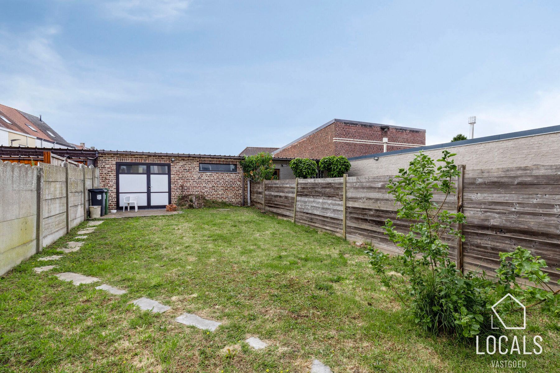 Handelspand met woonst, tuin en garage in centrum Ninove foto 28